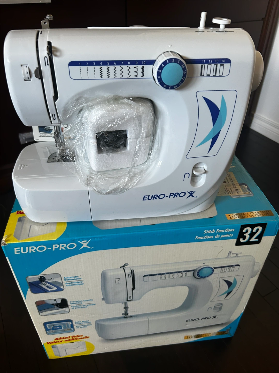 EURO-PRO X 32 Stitch Sewing Machine