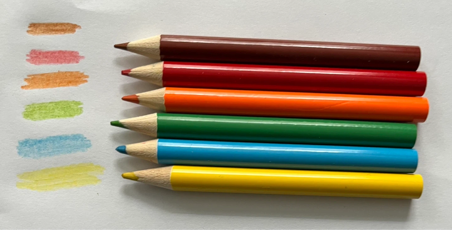 Set of 6 coloured mini pencils