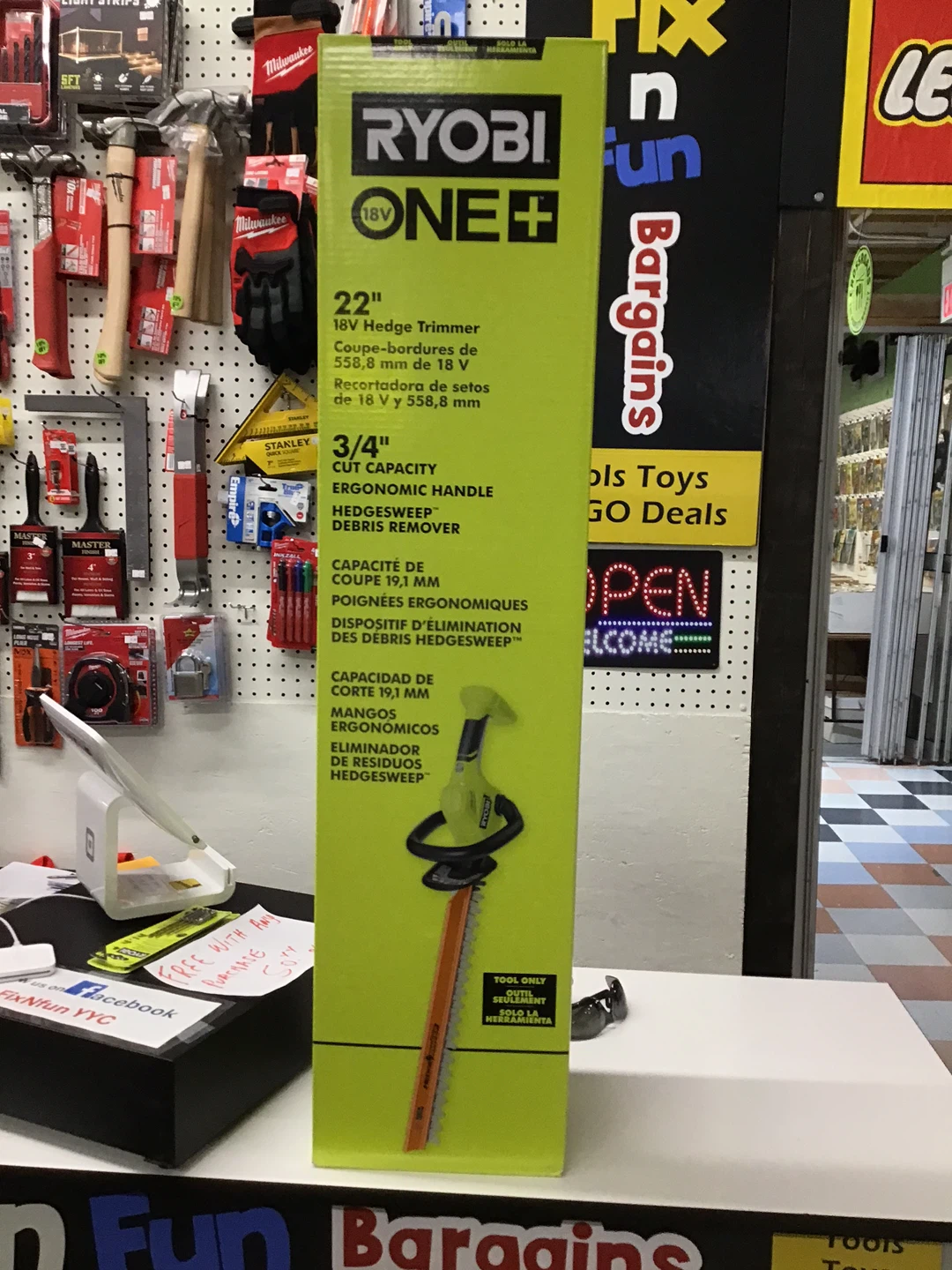 Ryobi ONE+ 22" 18V Hedge Trimmer