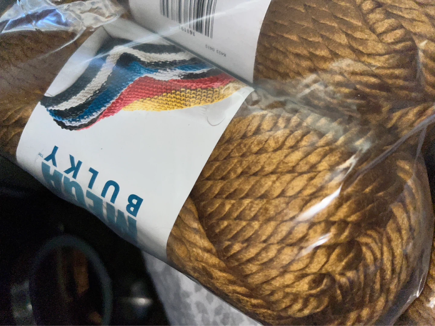 Bernat Mega Bulky Sparkle Yarn - Yellow and Gold - photo 3