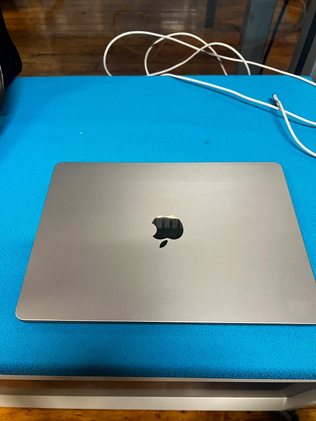 MacBook Air M2 (2022) – Mint | AppleCare+ | Box + Charger