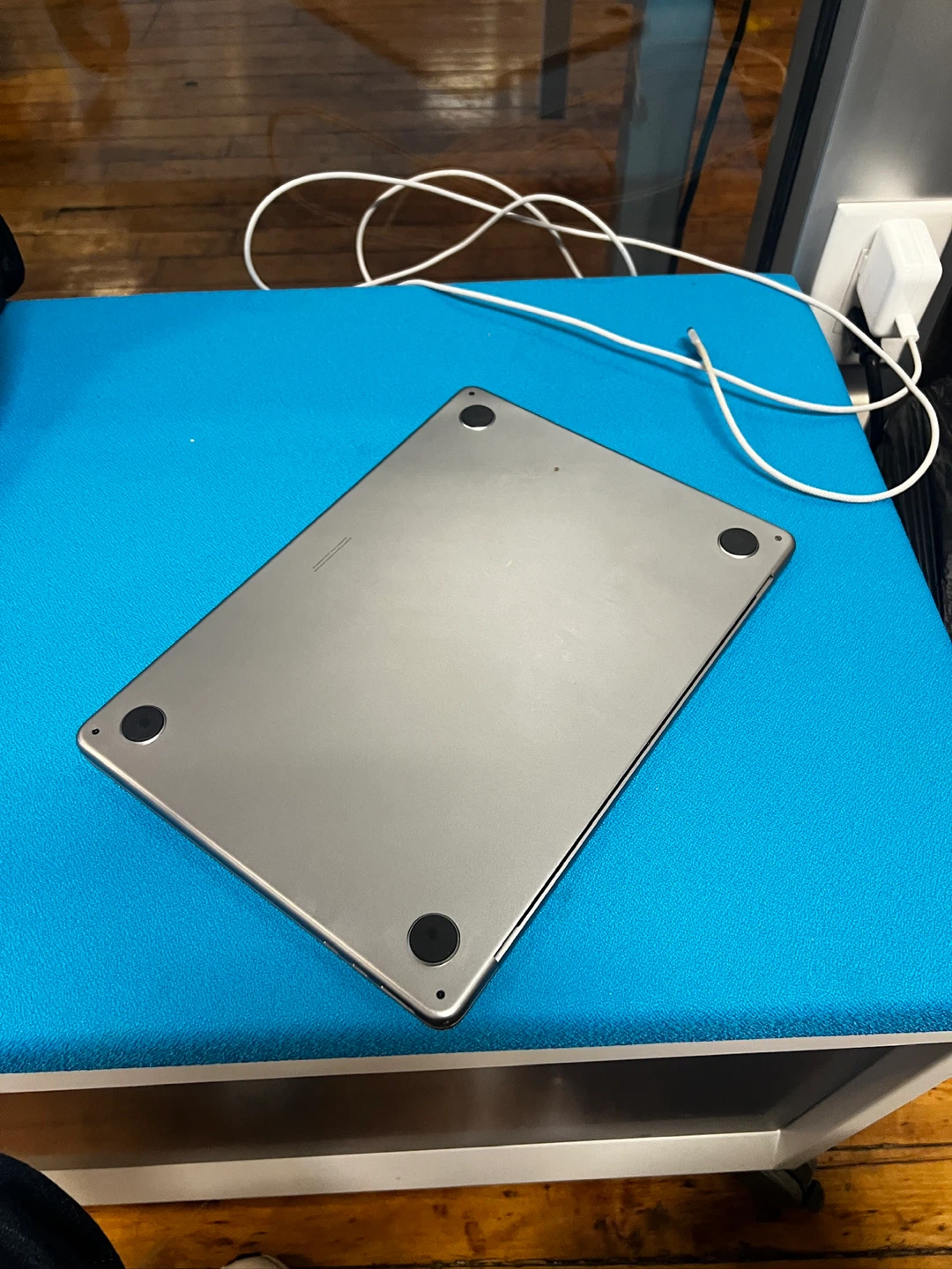 MacBook Air M2 (2022) – Mint | AppleCare+ | Box + Charger - photo 3