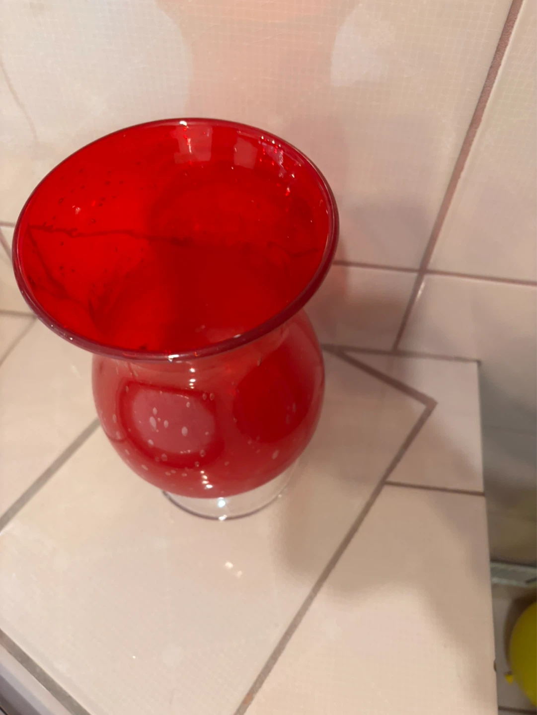 Red Glass Vase - photo 2