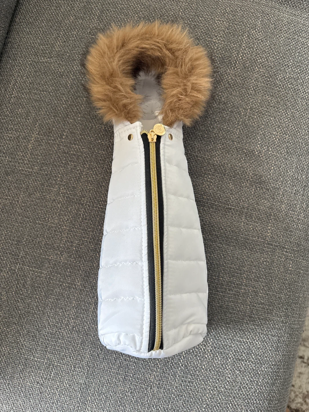 White Puffer Bottle Holder
