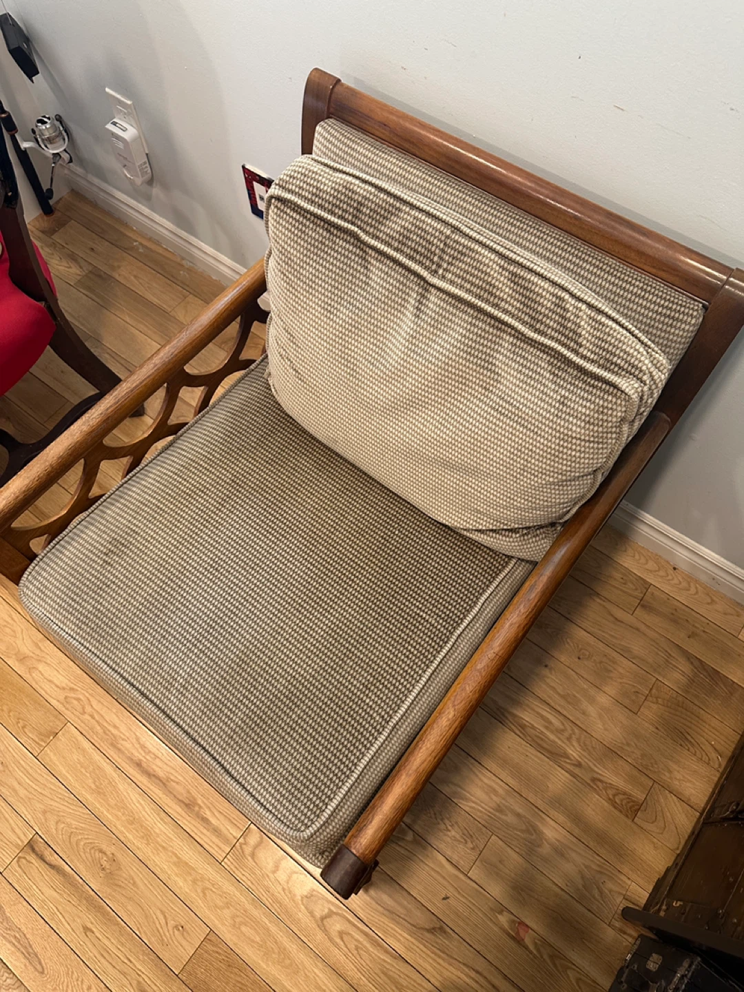 Vintage MCM Style Accent Lounge Chair (CAN DELIVER) - photo 3