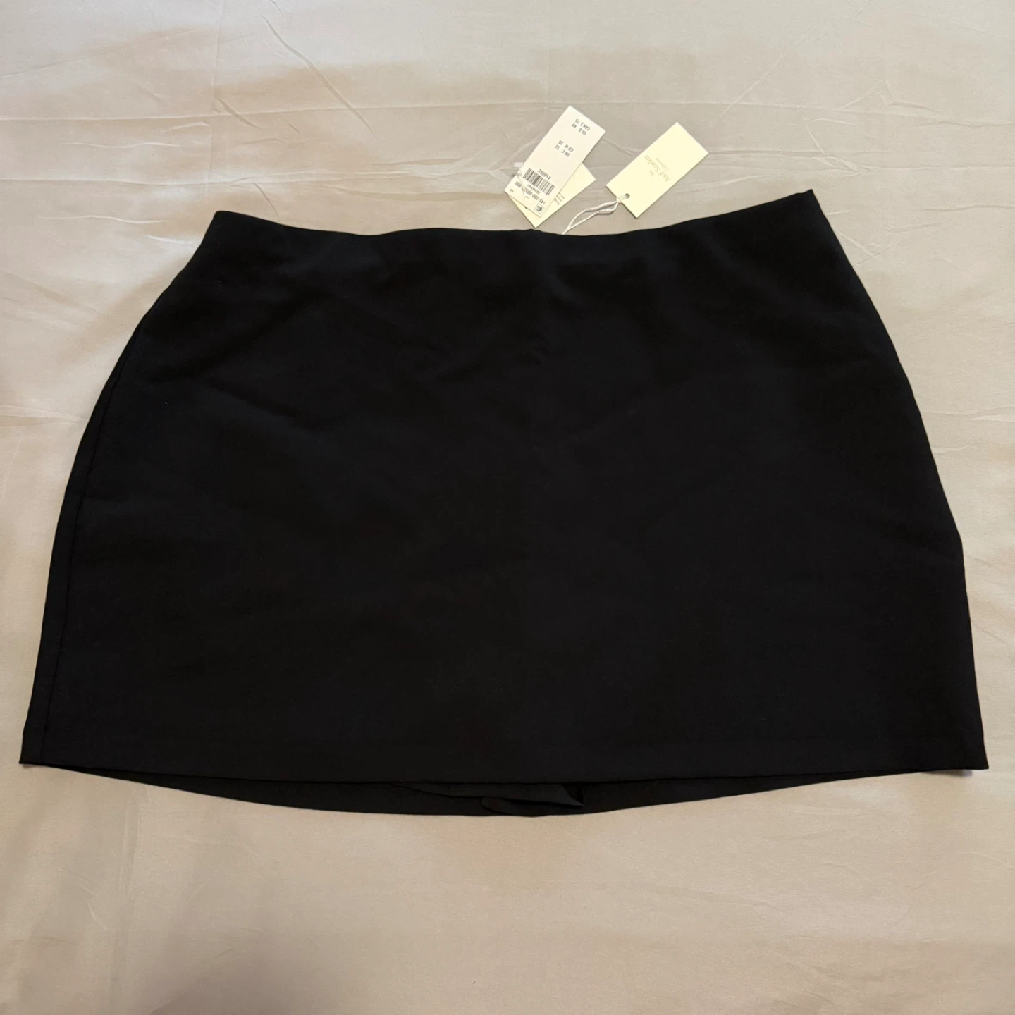 ($50 off) Abercrombie Scarlett Mini Skirt - Curve Love