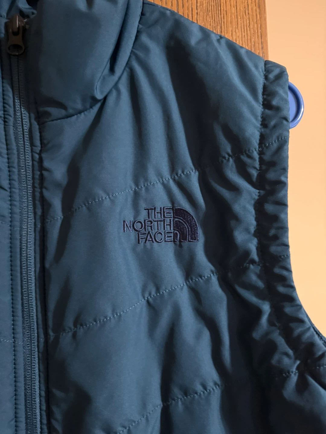 The North Face Women's Puffer Vest - Teal - Size M - photo 3