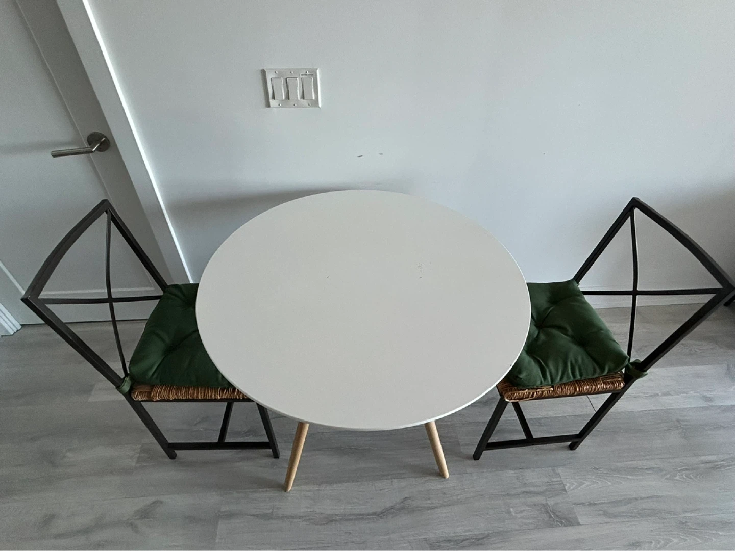Structube Dining Set with 2 Chairs - photo 4