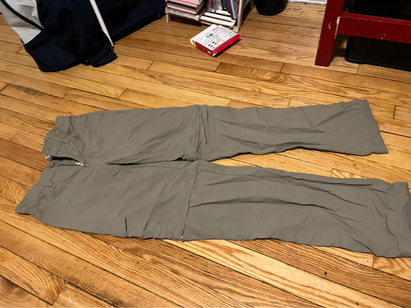 Mountain Hardwear Convertible Hiking Pants Size 8/40