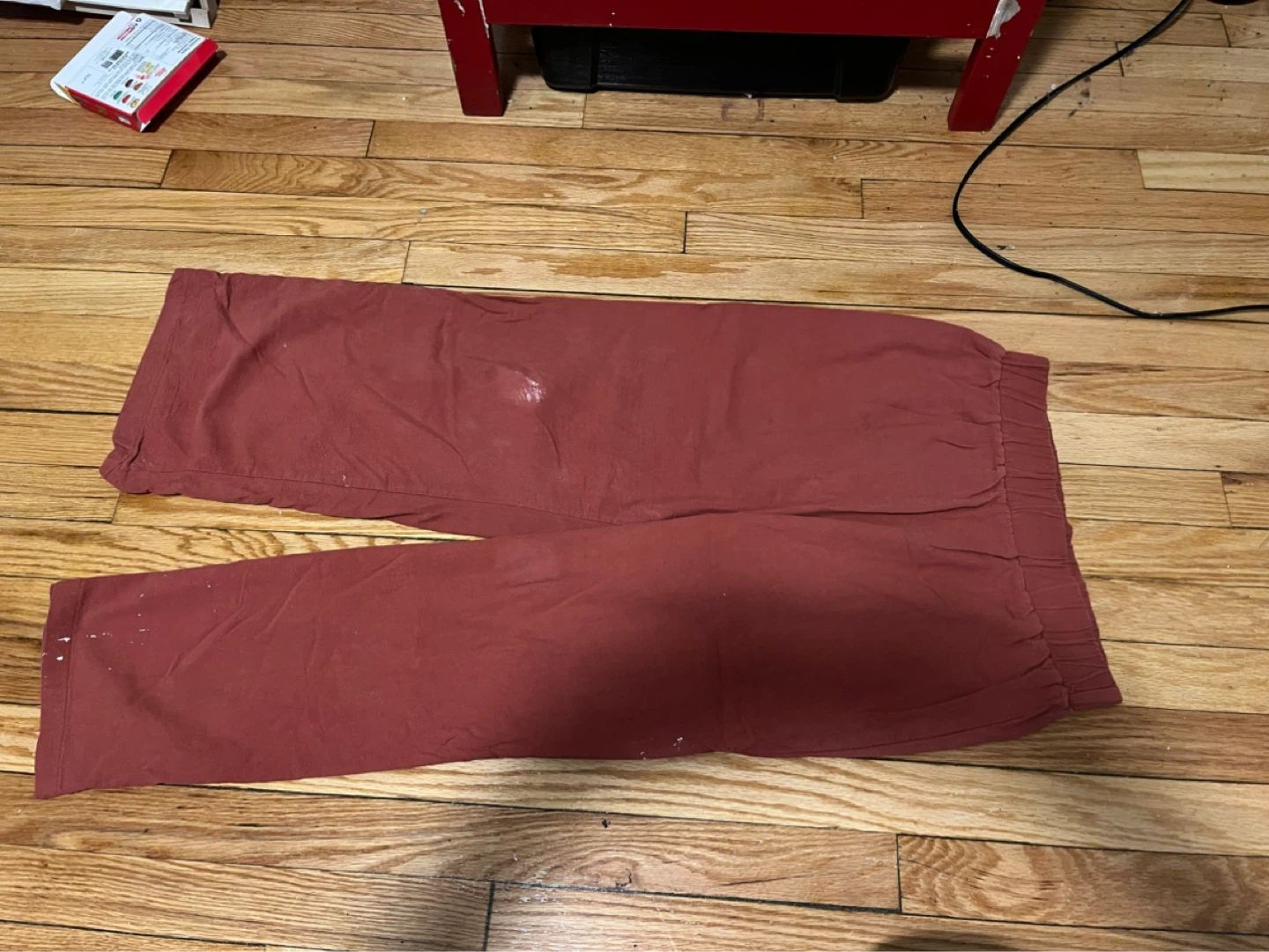 Rust coloured wide-leg pants