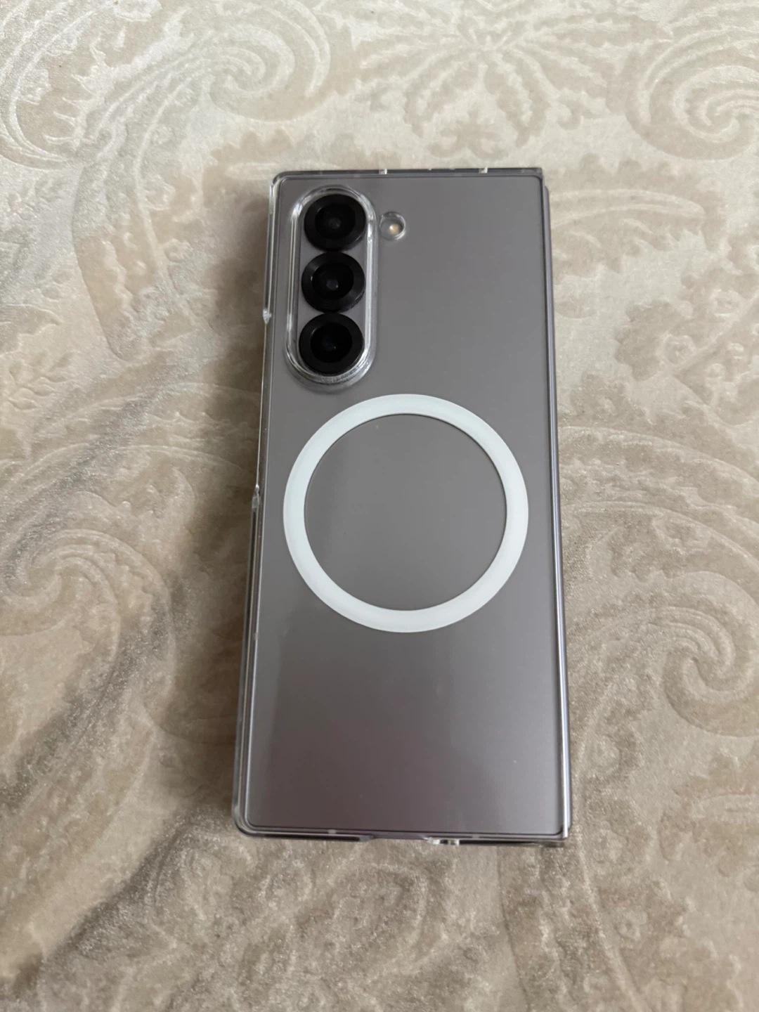 Samsung Galaxy Z Fold 6 Silver Folding Phone - photo 4