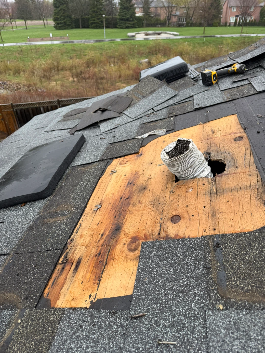 Roof repair roofing shingles vents flashing - photo 5