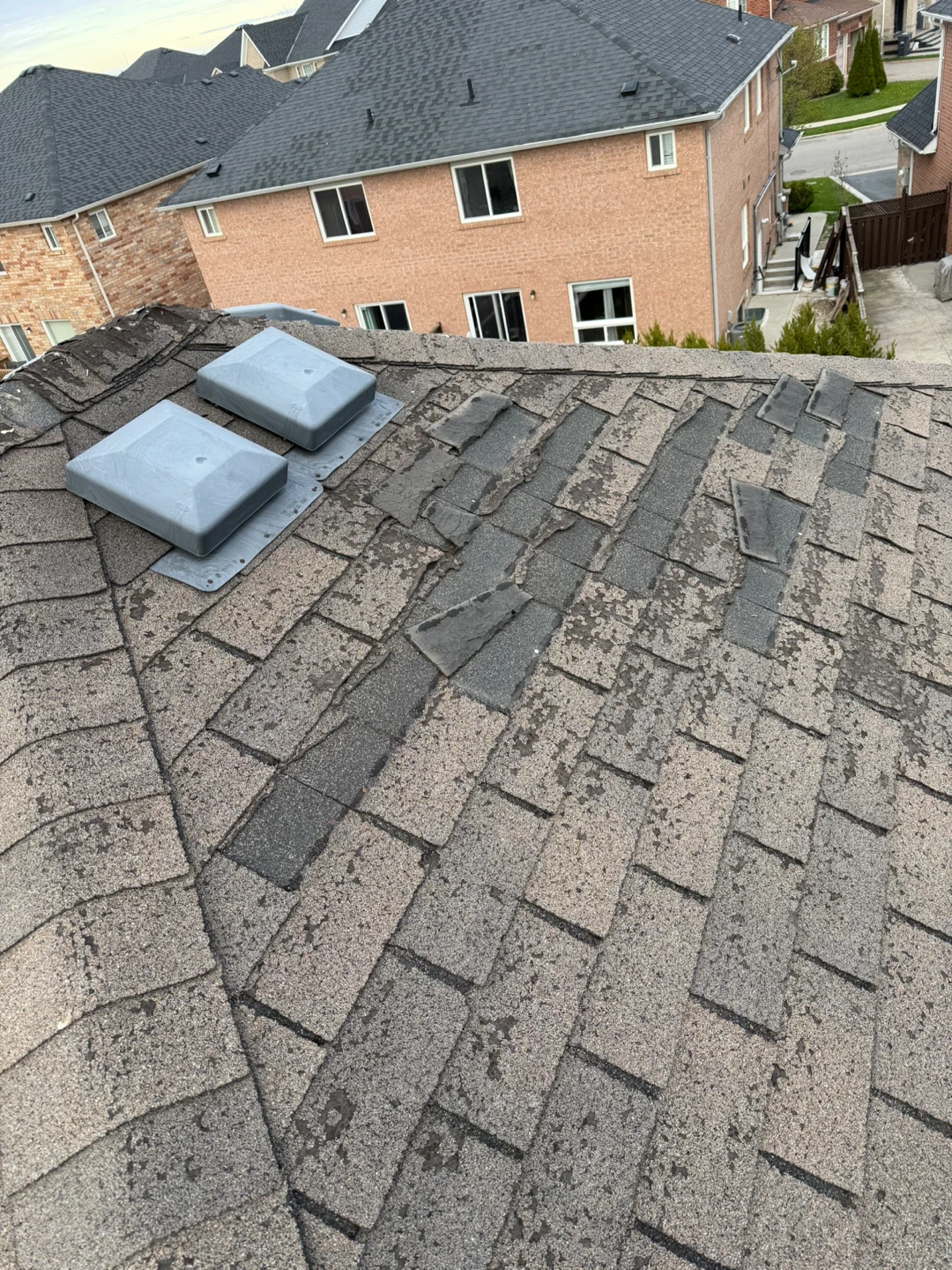 Roof repair roofing shingles vents flashing - photo 3