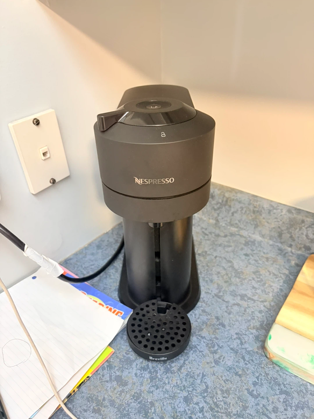 Nespresso Coffee Machine - photo 2