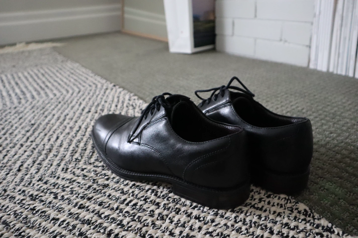 Men's Black Leather Dress Shoes - photo 2