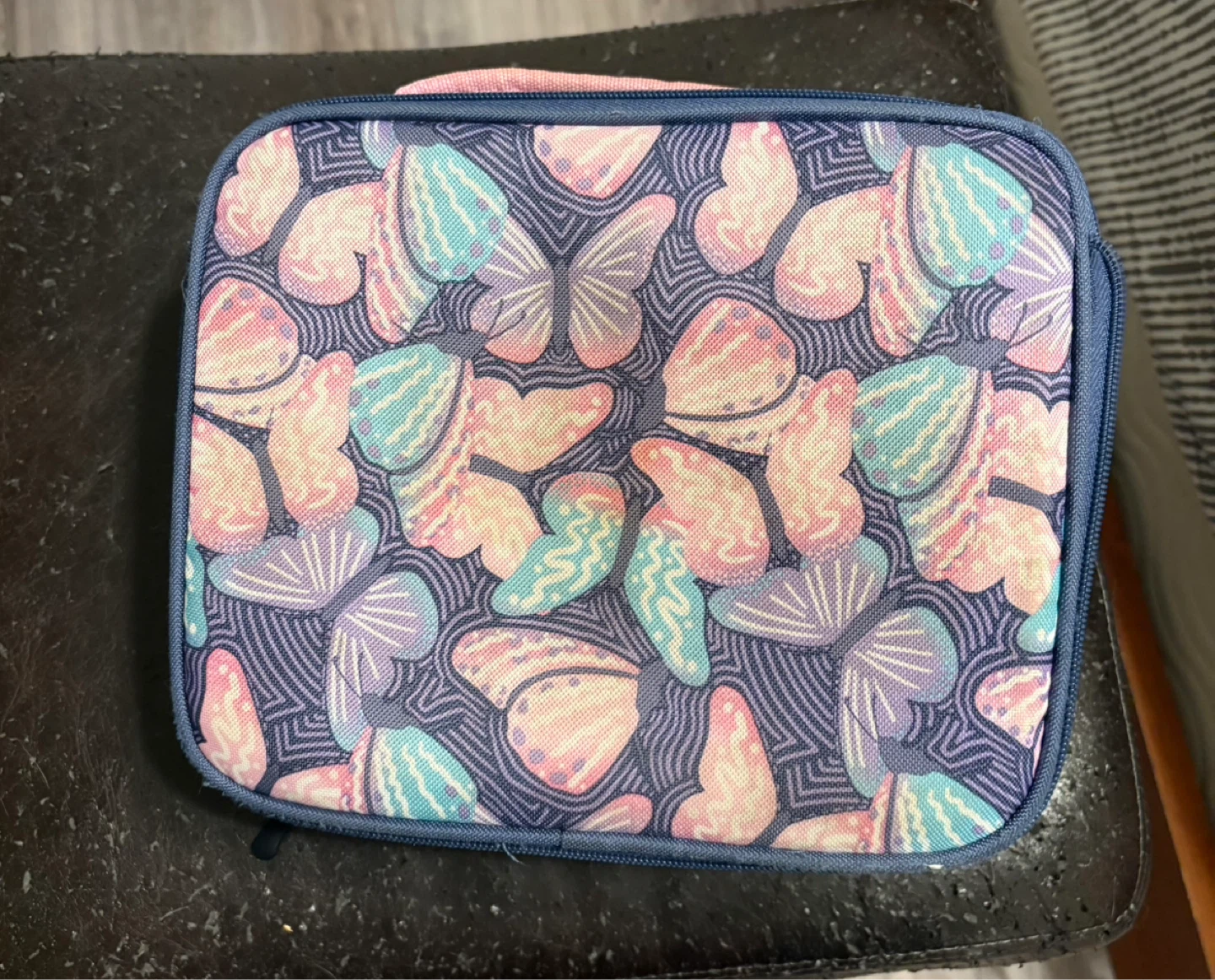 Columbia Butterfly Lunch Box - photo 2