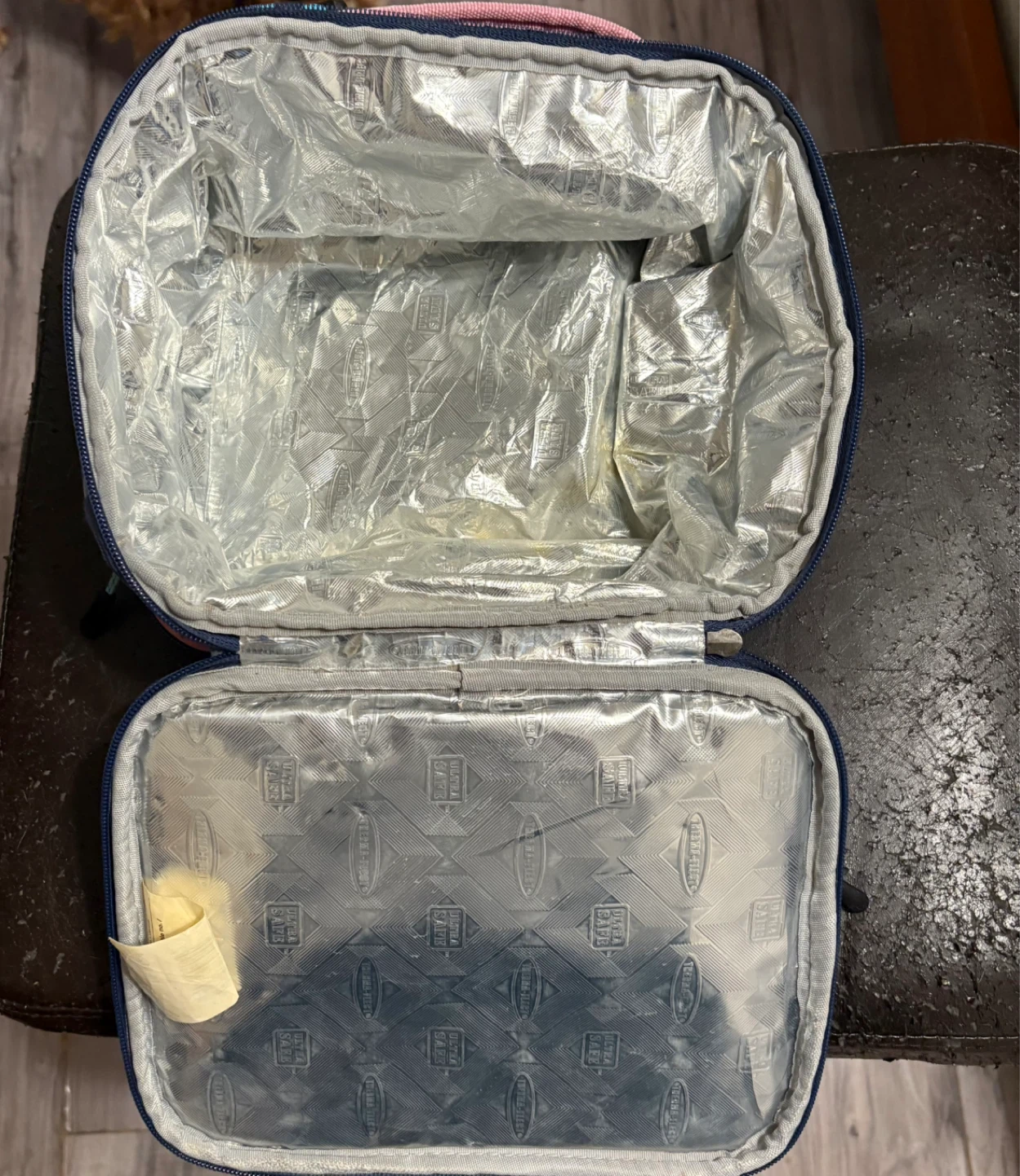 Columbia Butterfly Lunch Box - photo 3