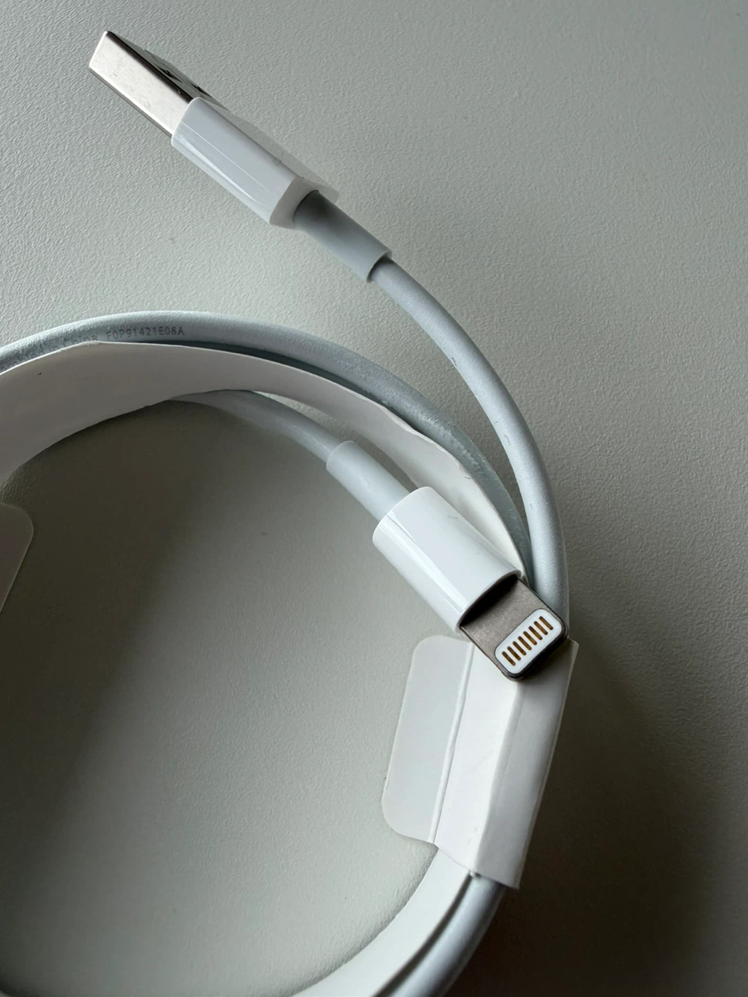 Apple Lightning to USB Cable (1m) – Brand New - photo 2