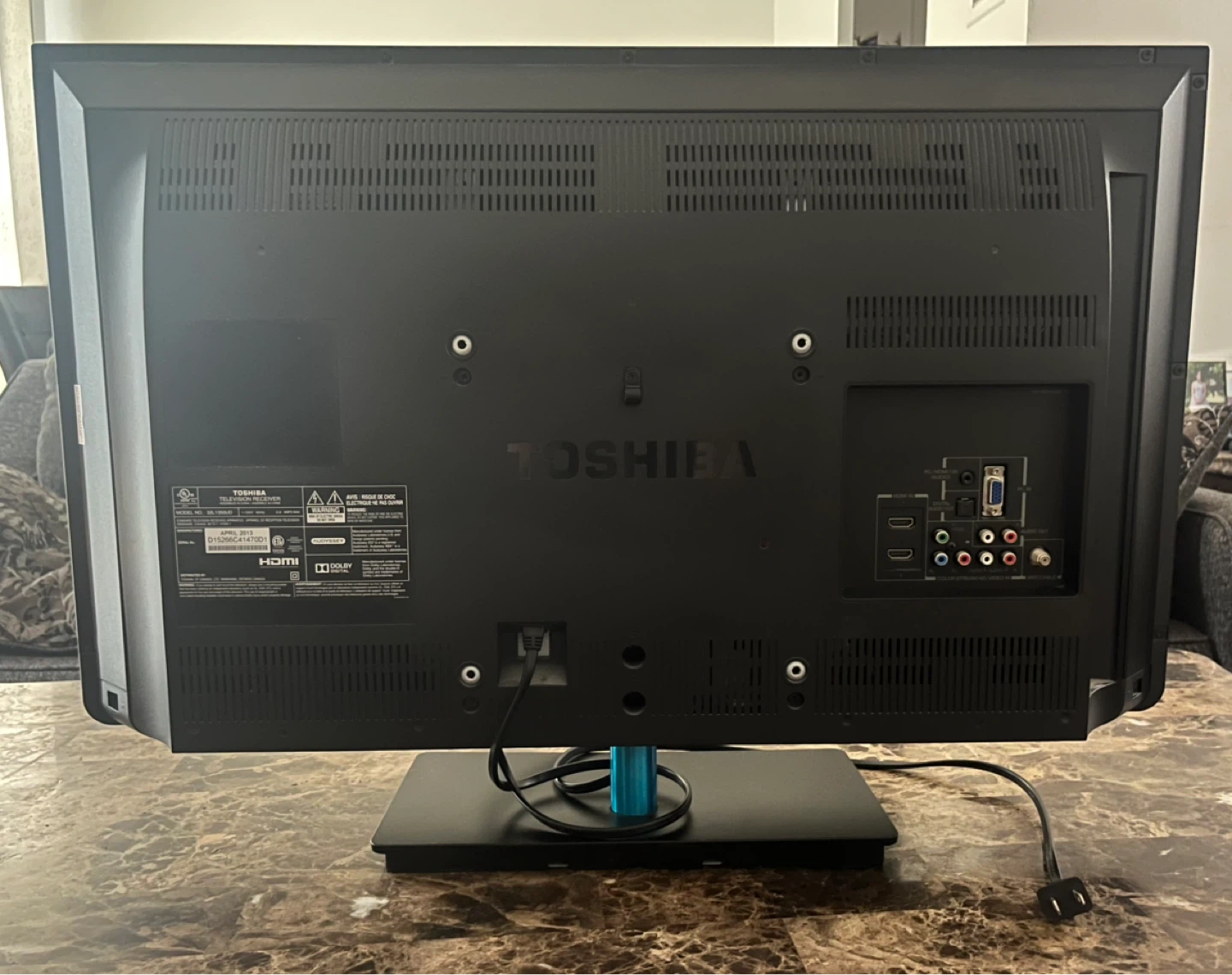 32 Inch HDMI TV/Monitor - photo 2
