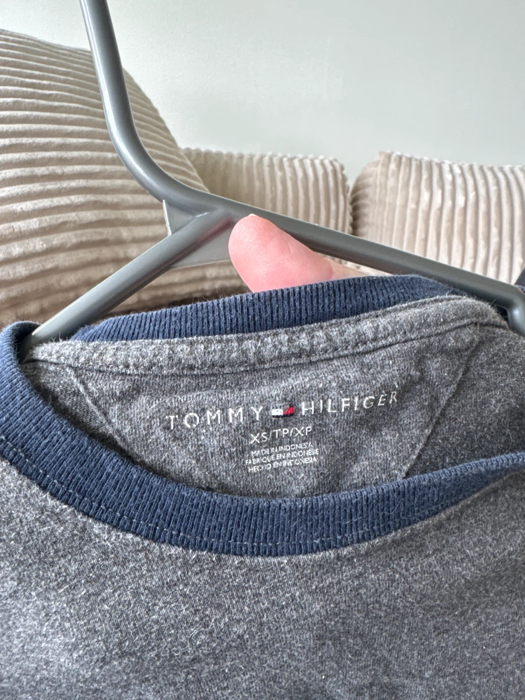 Tommy Hilfiger Grey T-Shirt XS - photo 2