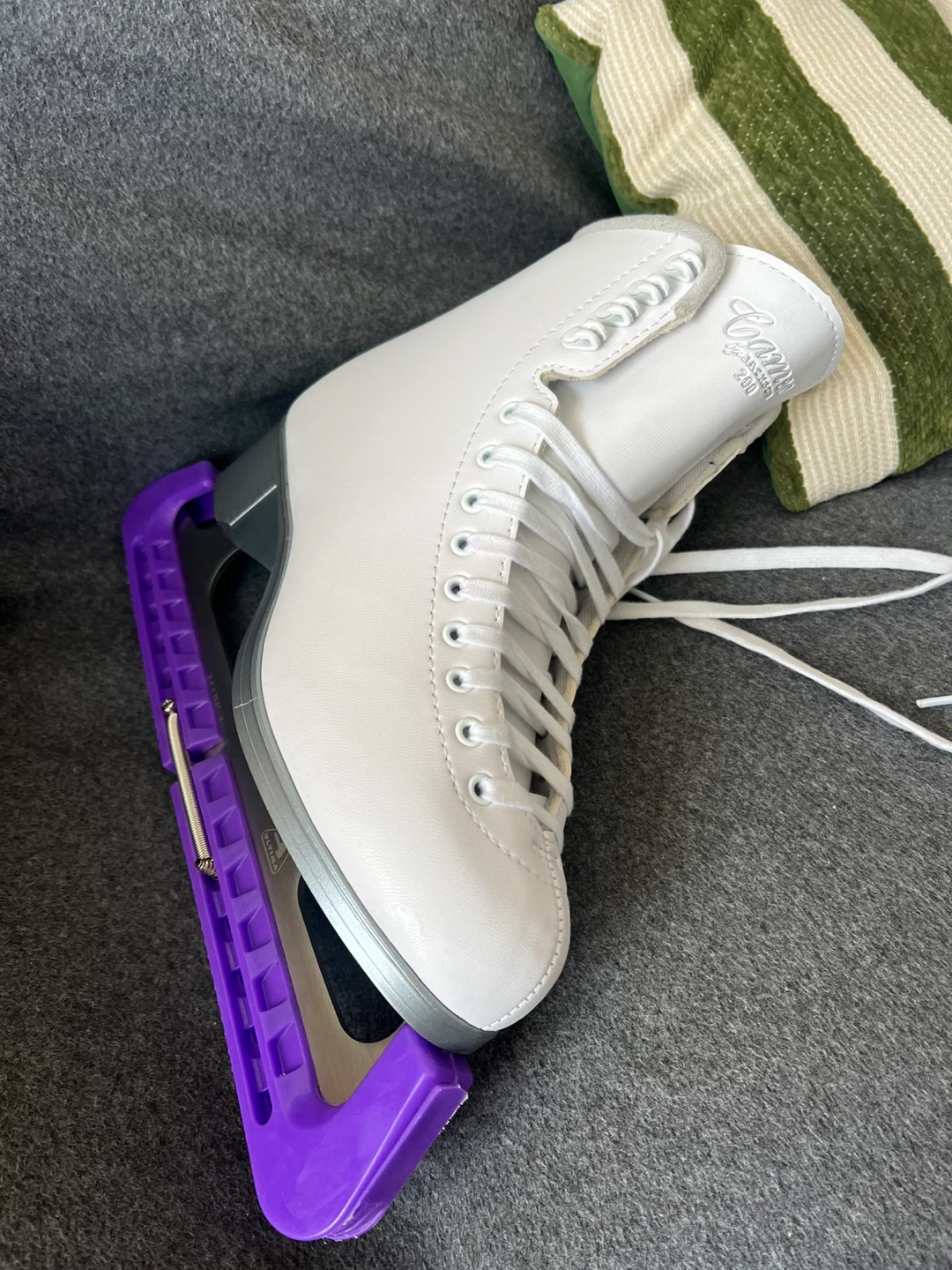 Jackson Cameo CS200 Figure Skates - Size 8 - photo 5