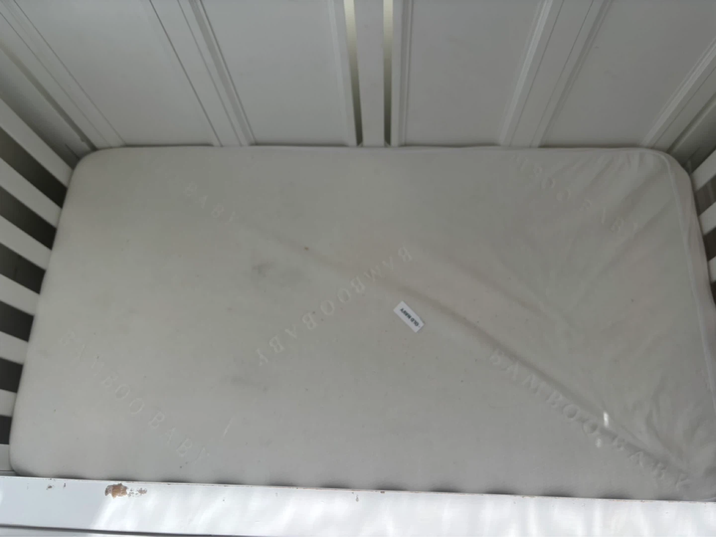White Baby Crib with Mattress - photo 2