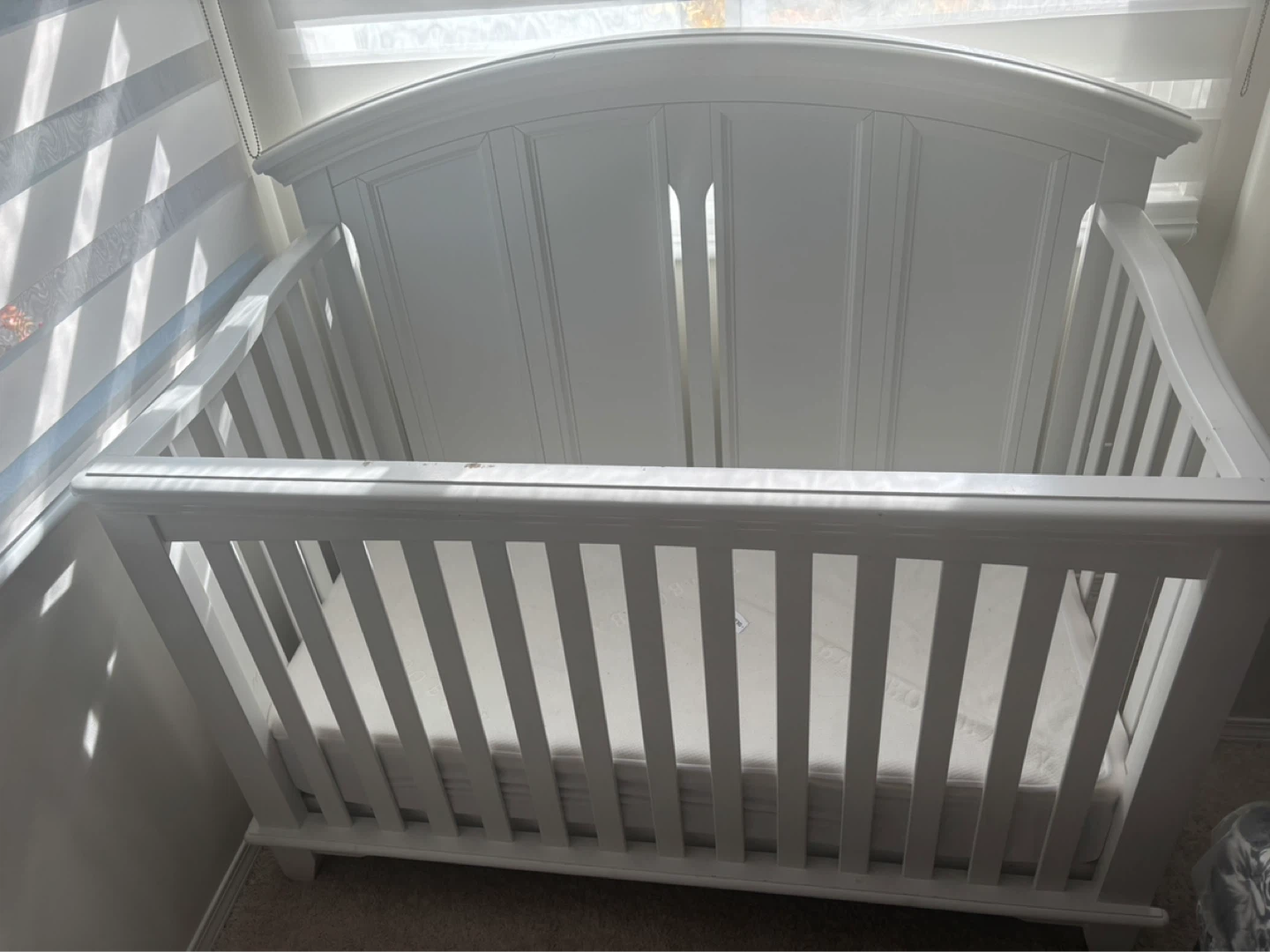 White Baby Crib with Mattress - photo 3