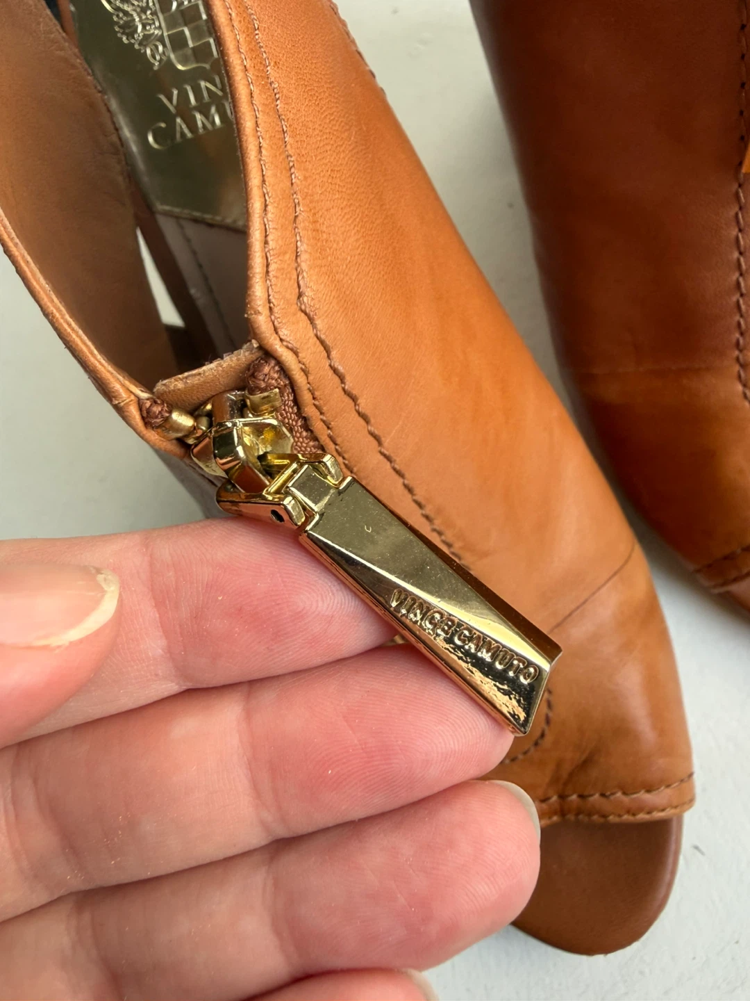 Vince Camuto Brown Leather Heels sz 9 - photo 4
