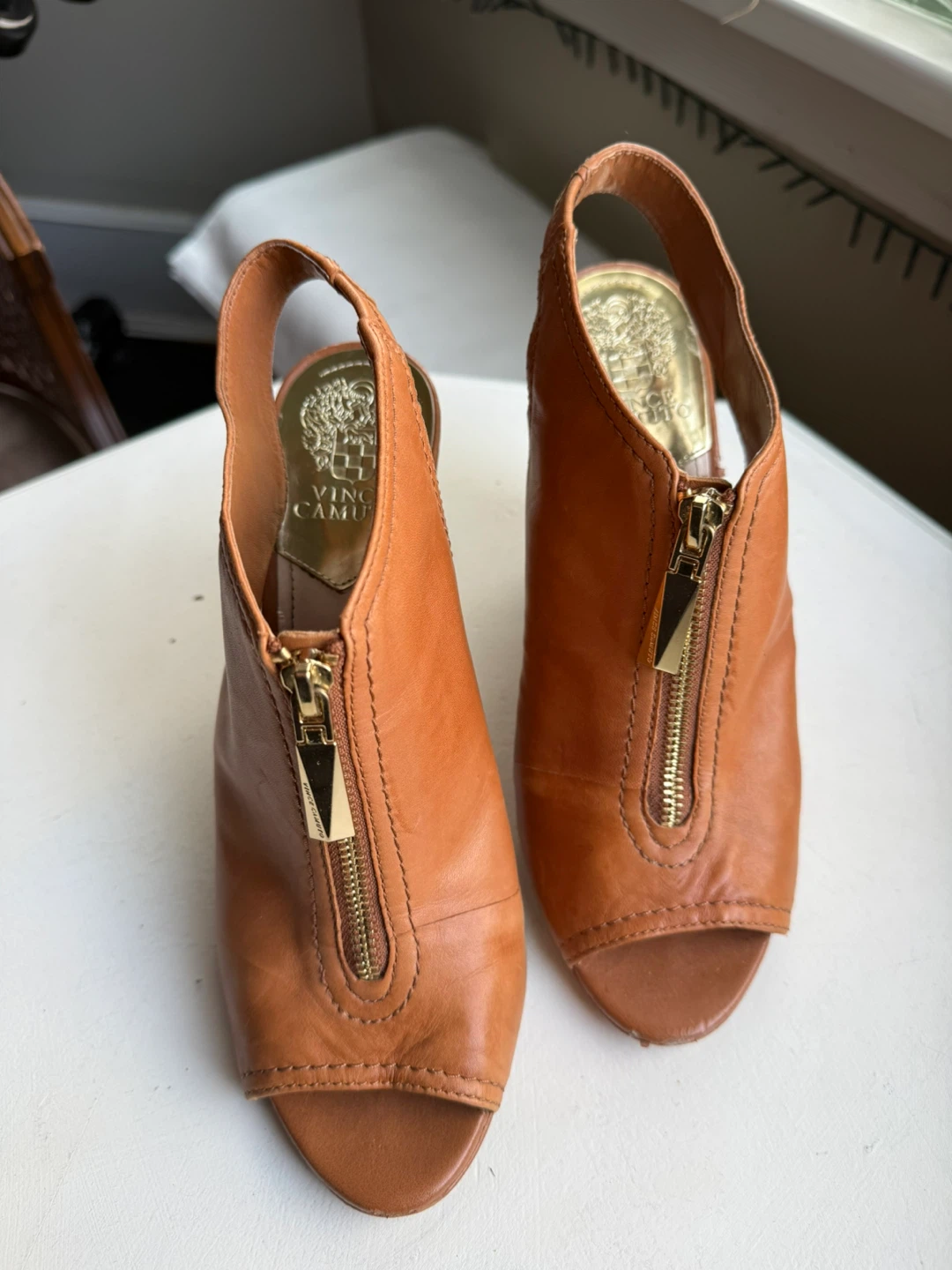 Vince Camuto Brown Leather Heels sz 9 - photo 3