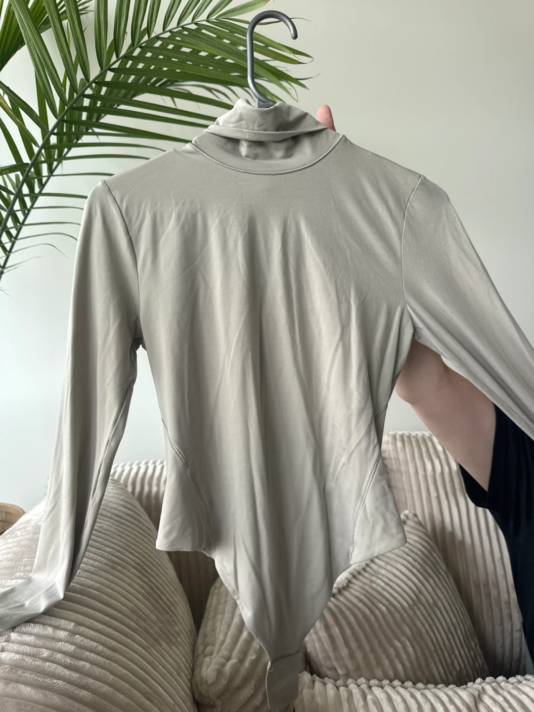 Lululemon Long Sleeve Bodysuit - Grey - Size M