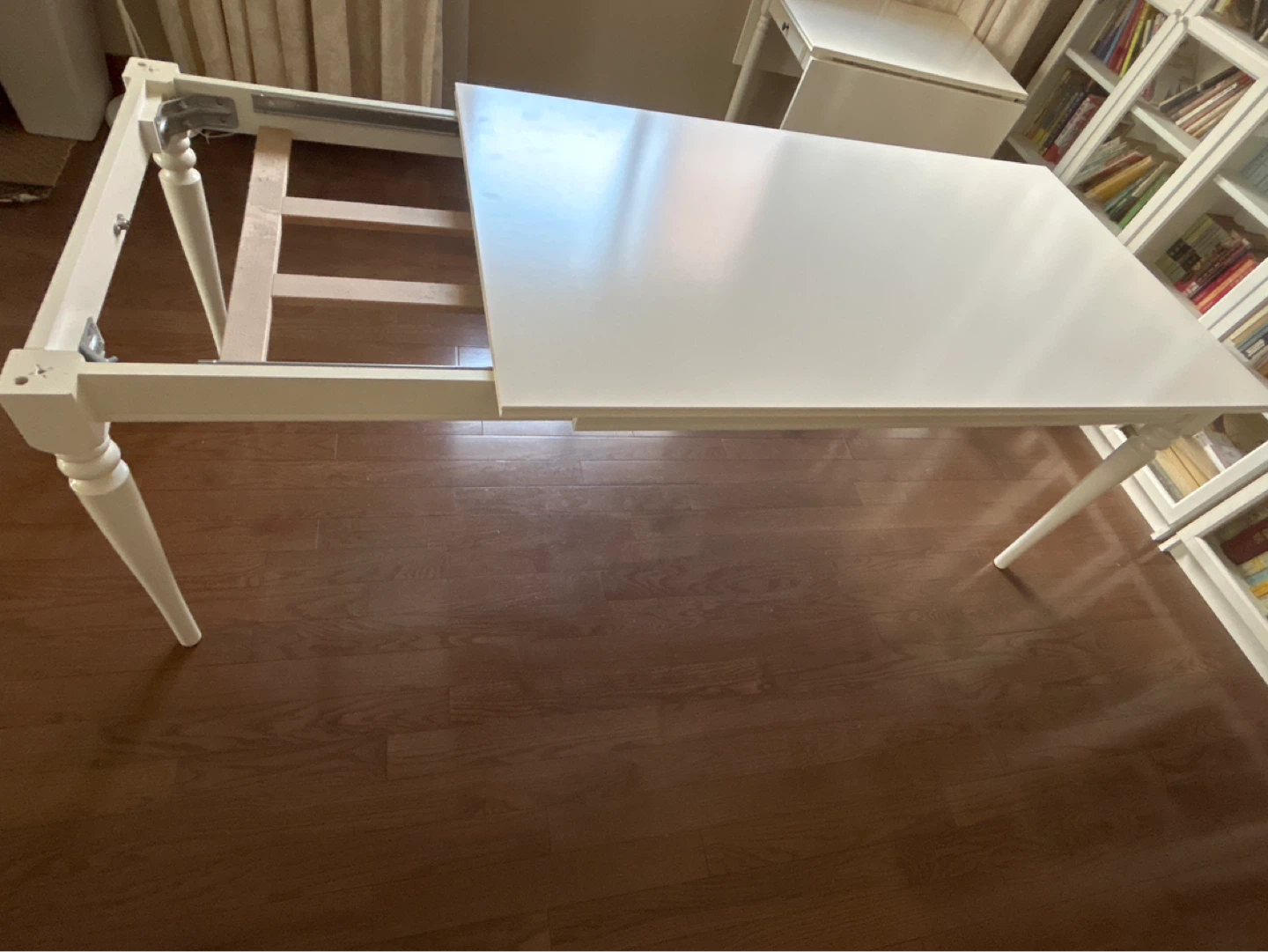 White Extendable Dining Table - photo 3