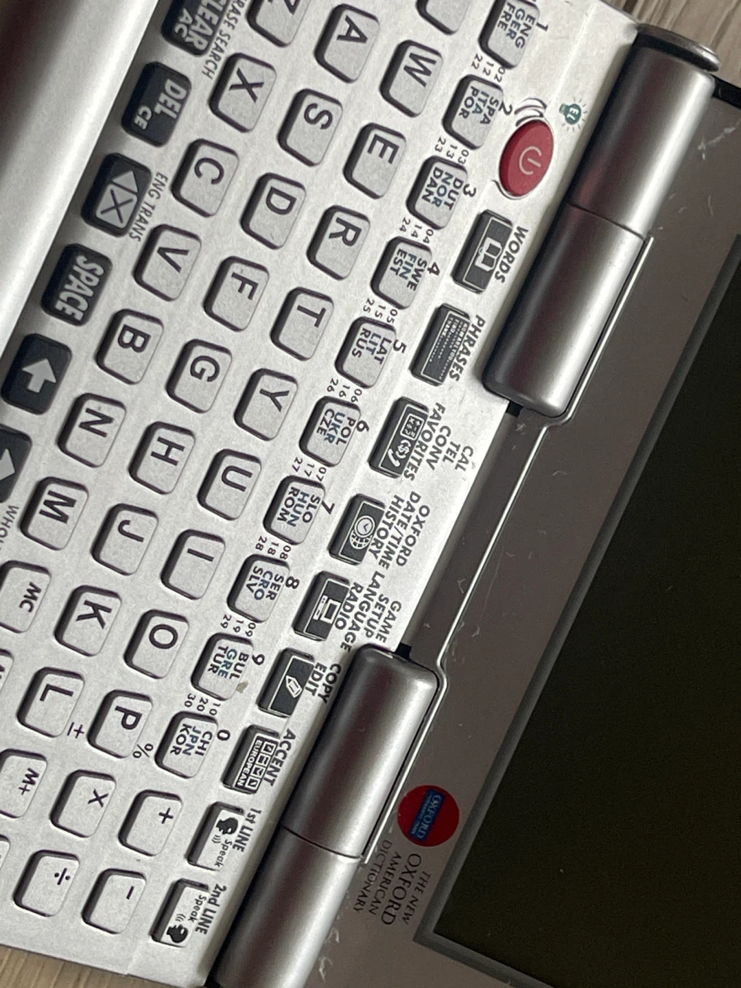 Hammacher Schlemmer Lingo Electronic Dictionary and Translator - photo 3