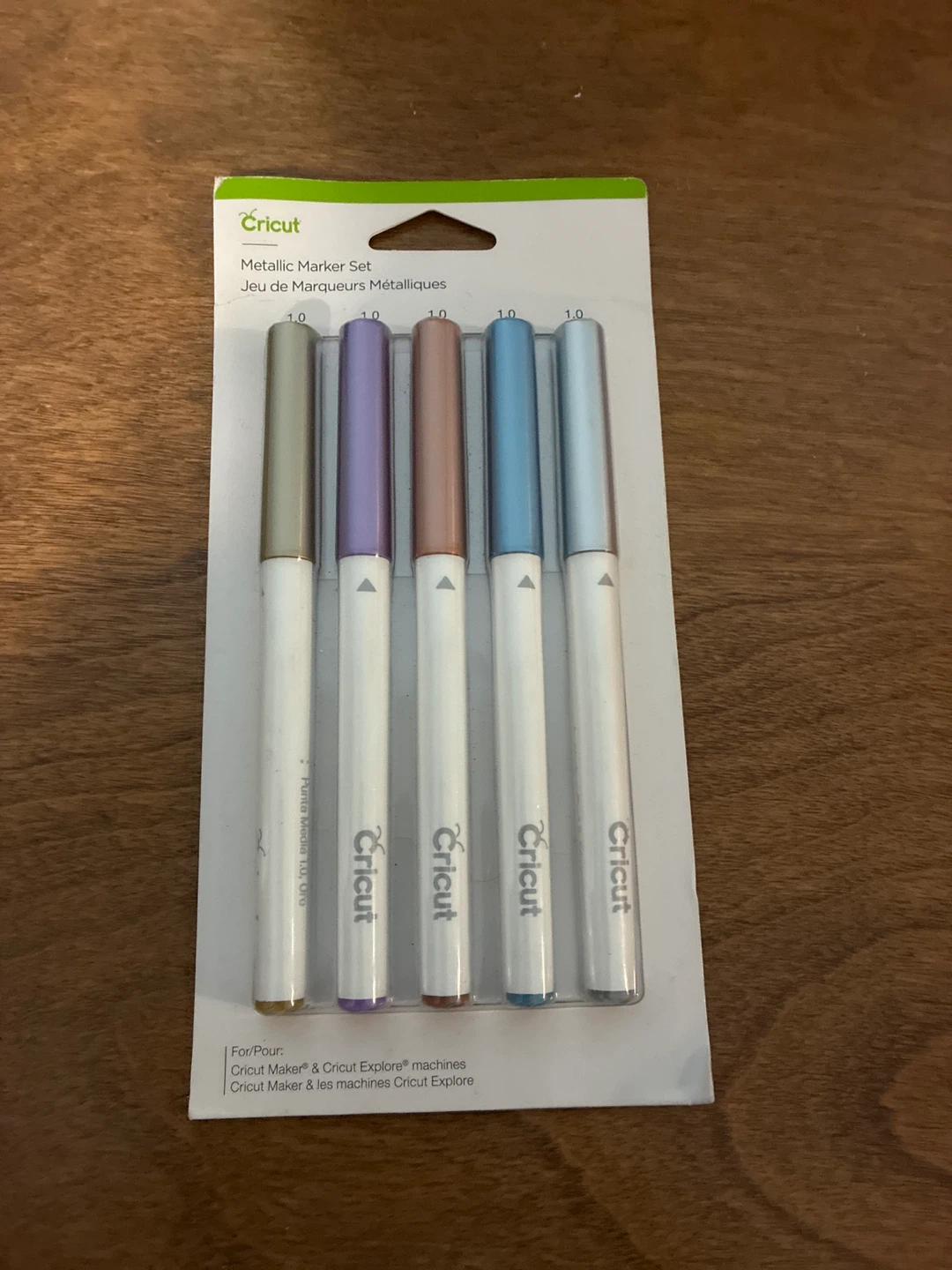 Cricut metallic markers
