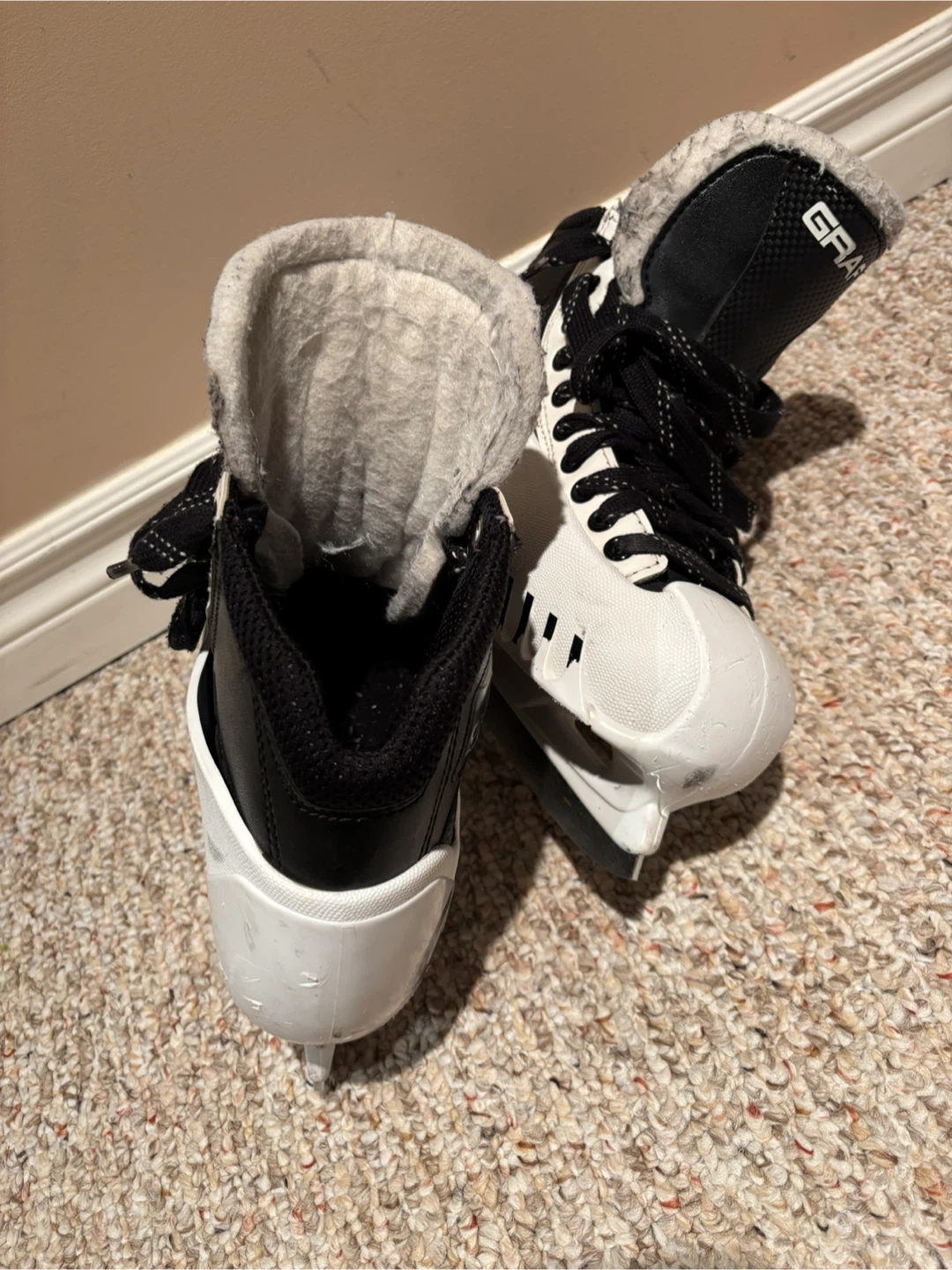 GRAF Goalie Skates Size 6 - photo 2