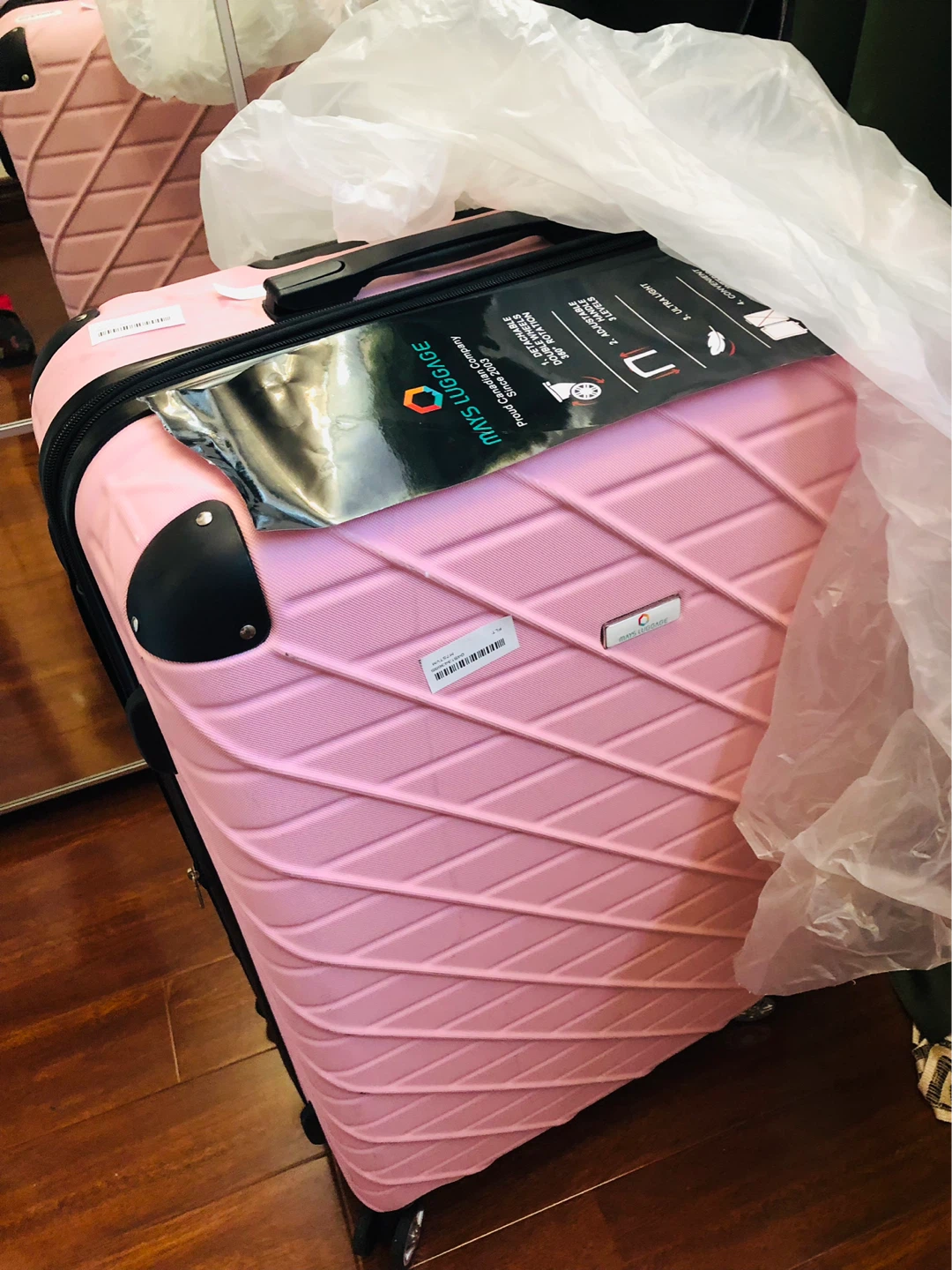 Pink Hardshell Spinner Luggage31x11x18inch - photo 2