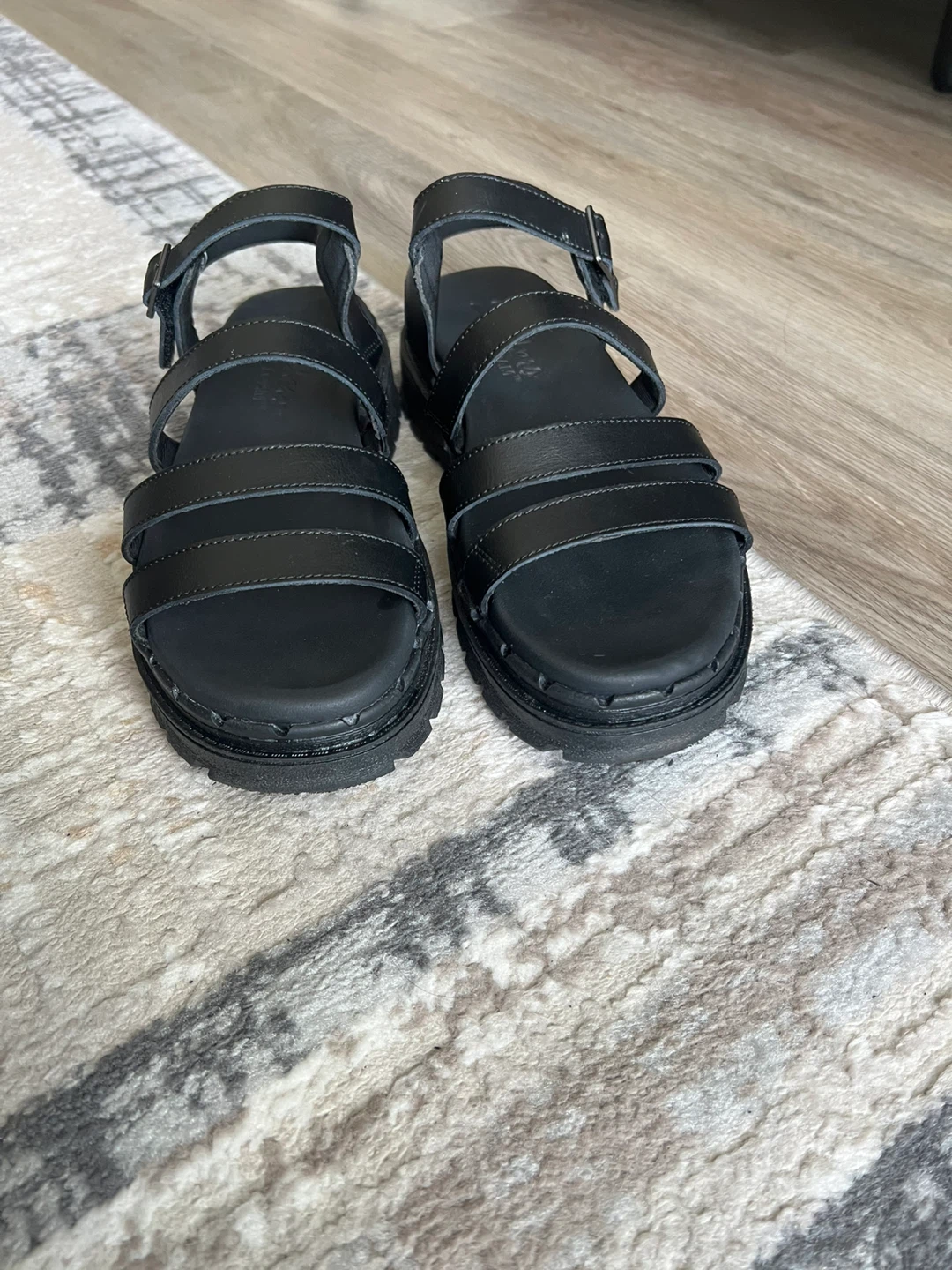 Skechers Women's Black Strappy Platform Sandals Size 9 - photo 2