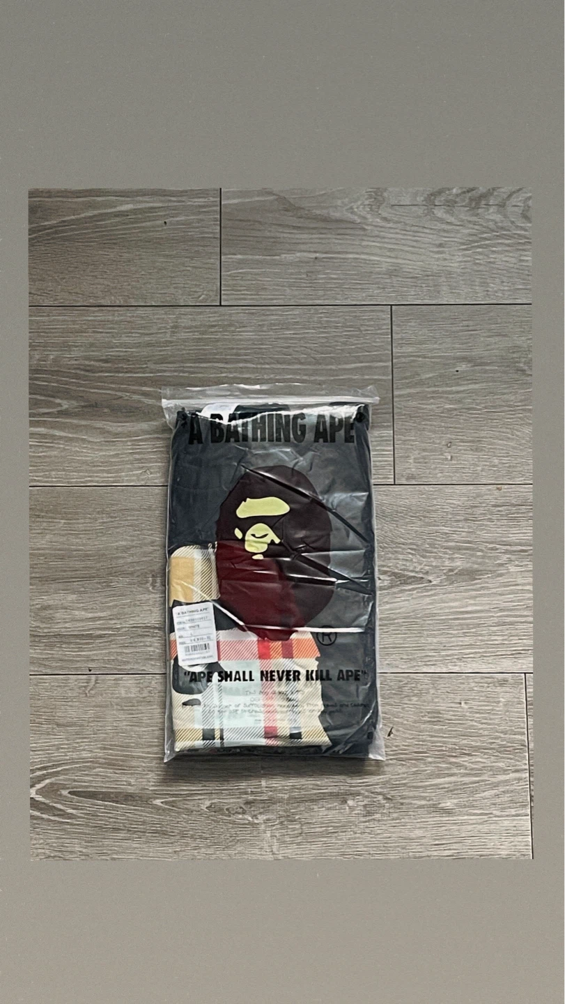 Bape Plaid Ape T- Shirt (Black) - photo 4
