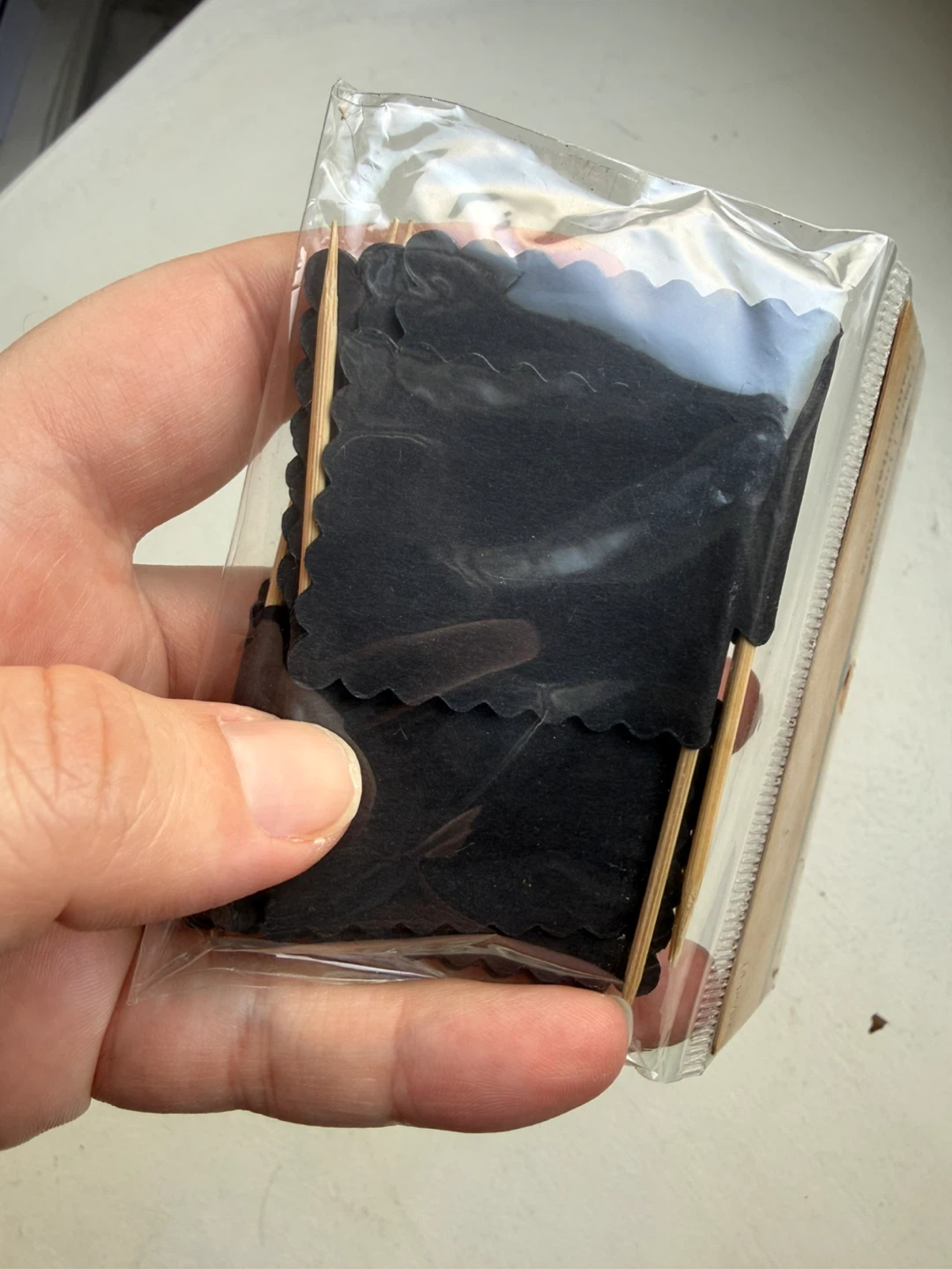 BNIB small black flags - photo 3