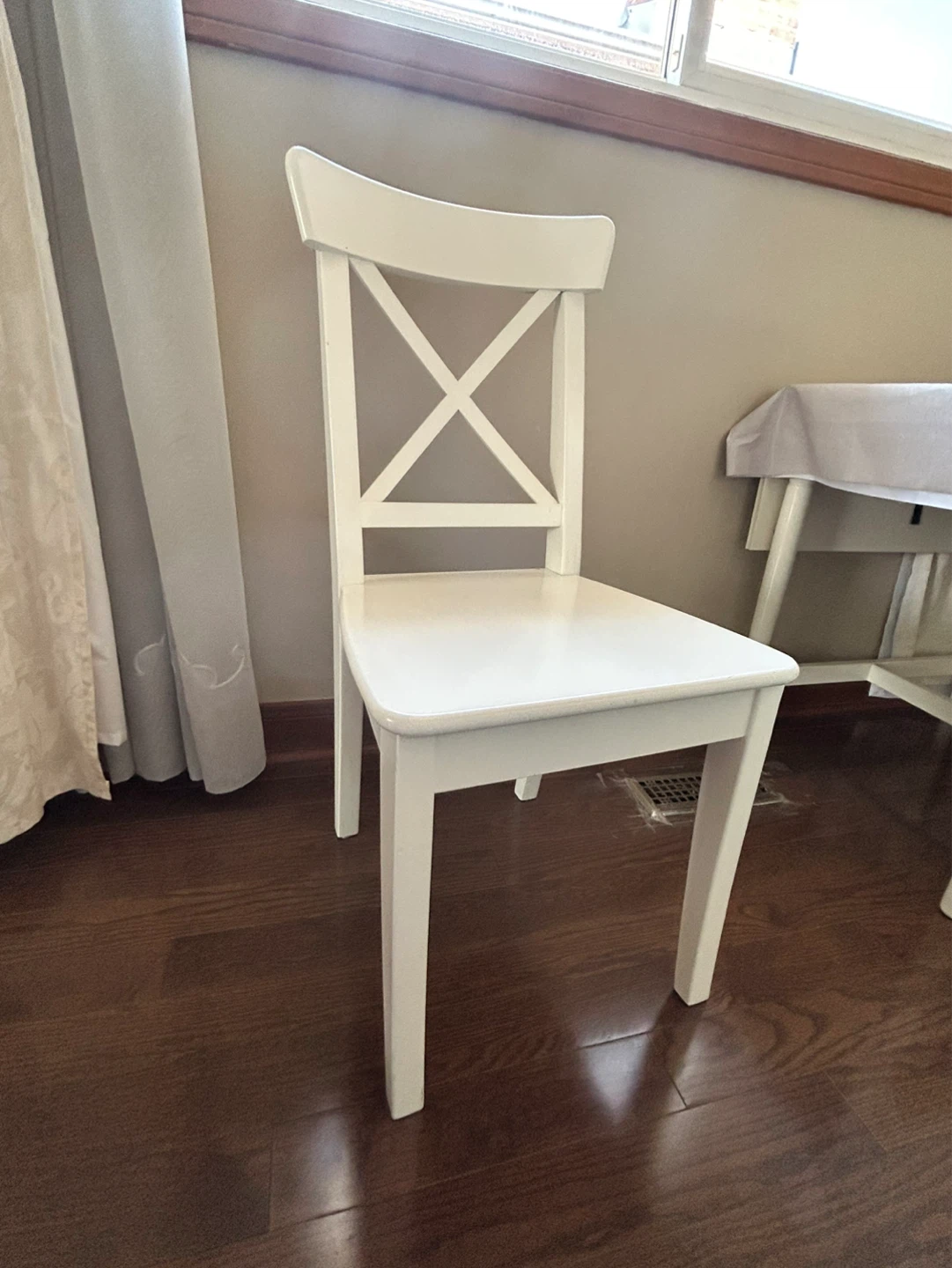 Rosentorp White X-Back Dining Chair