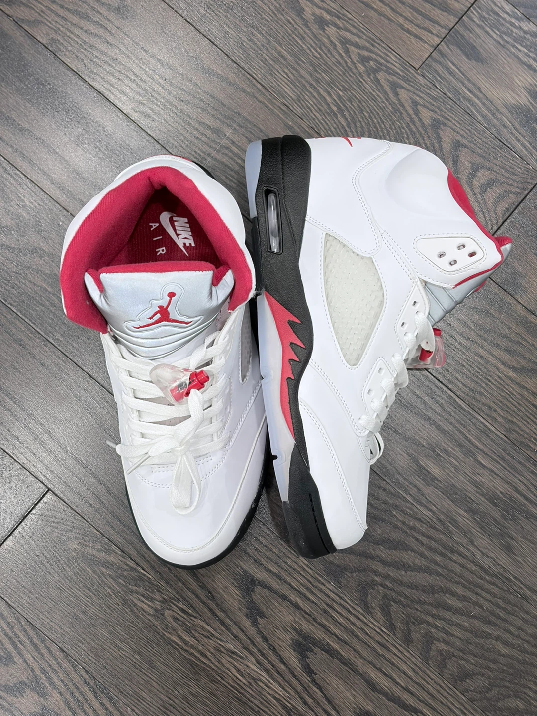 Air Jordan 5 Retro “Fire Red” - photo 4
