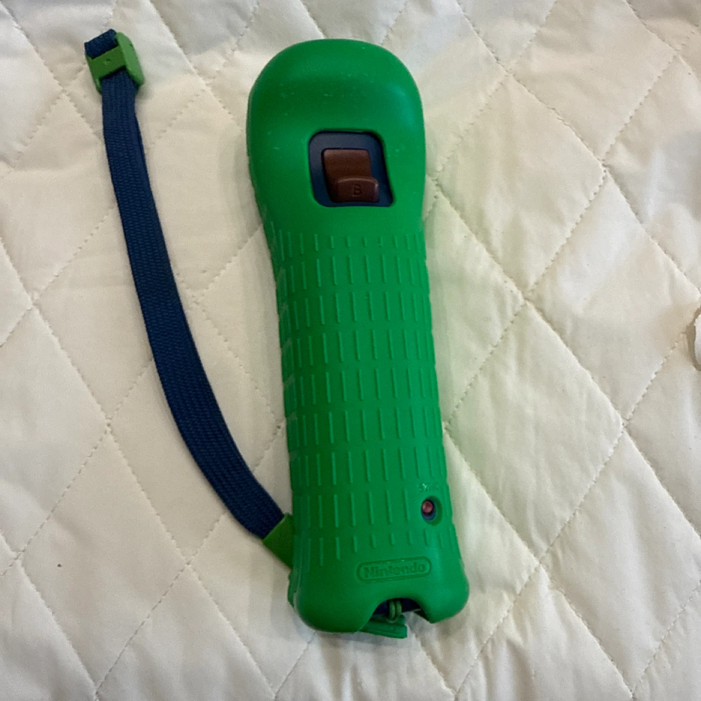 Nintendo Wii Remote Plus Controller - Green - photo 4