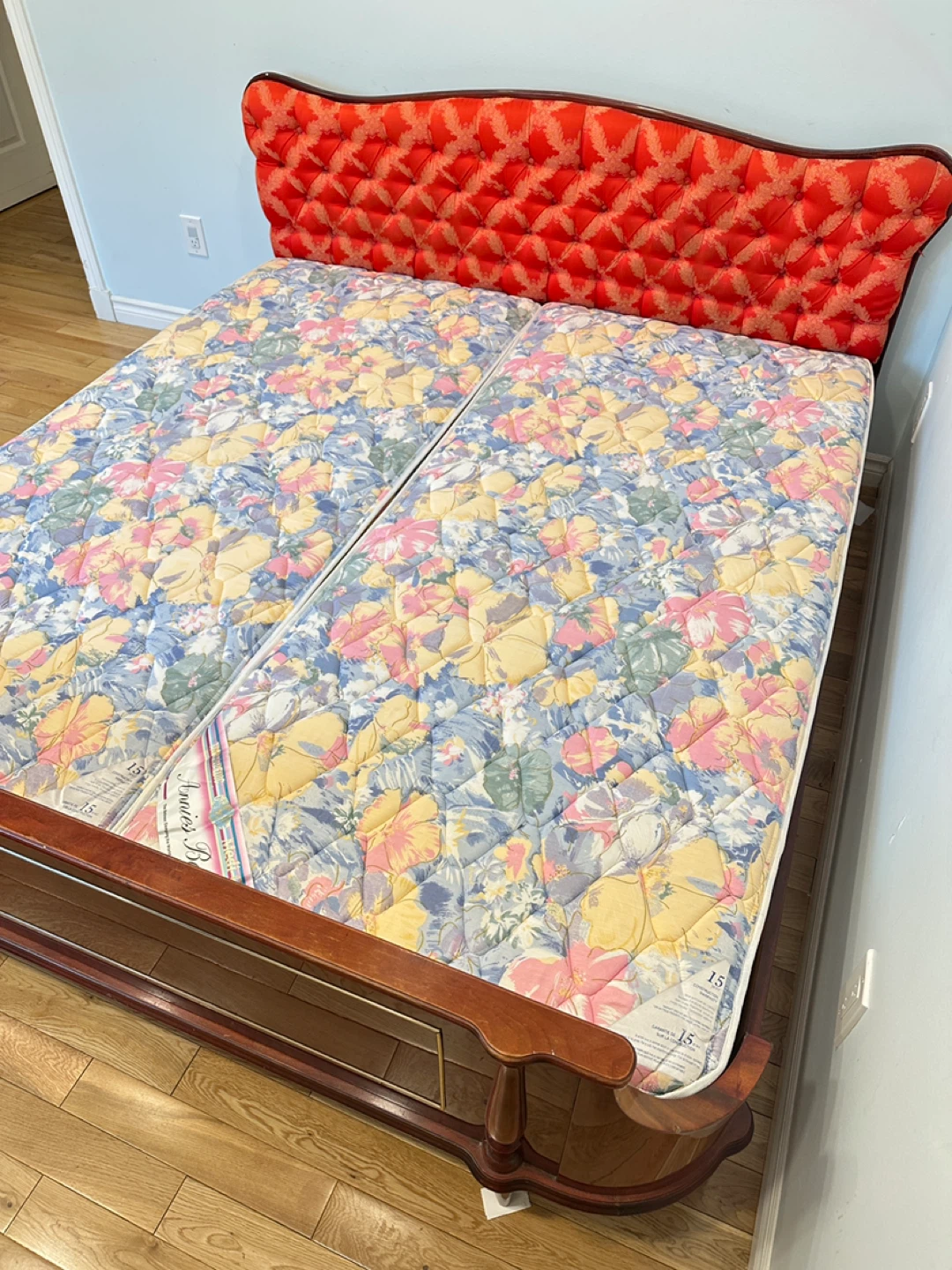 Vintage MCM European Queen Size Bed (CAN DELIVER) - photo 4
