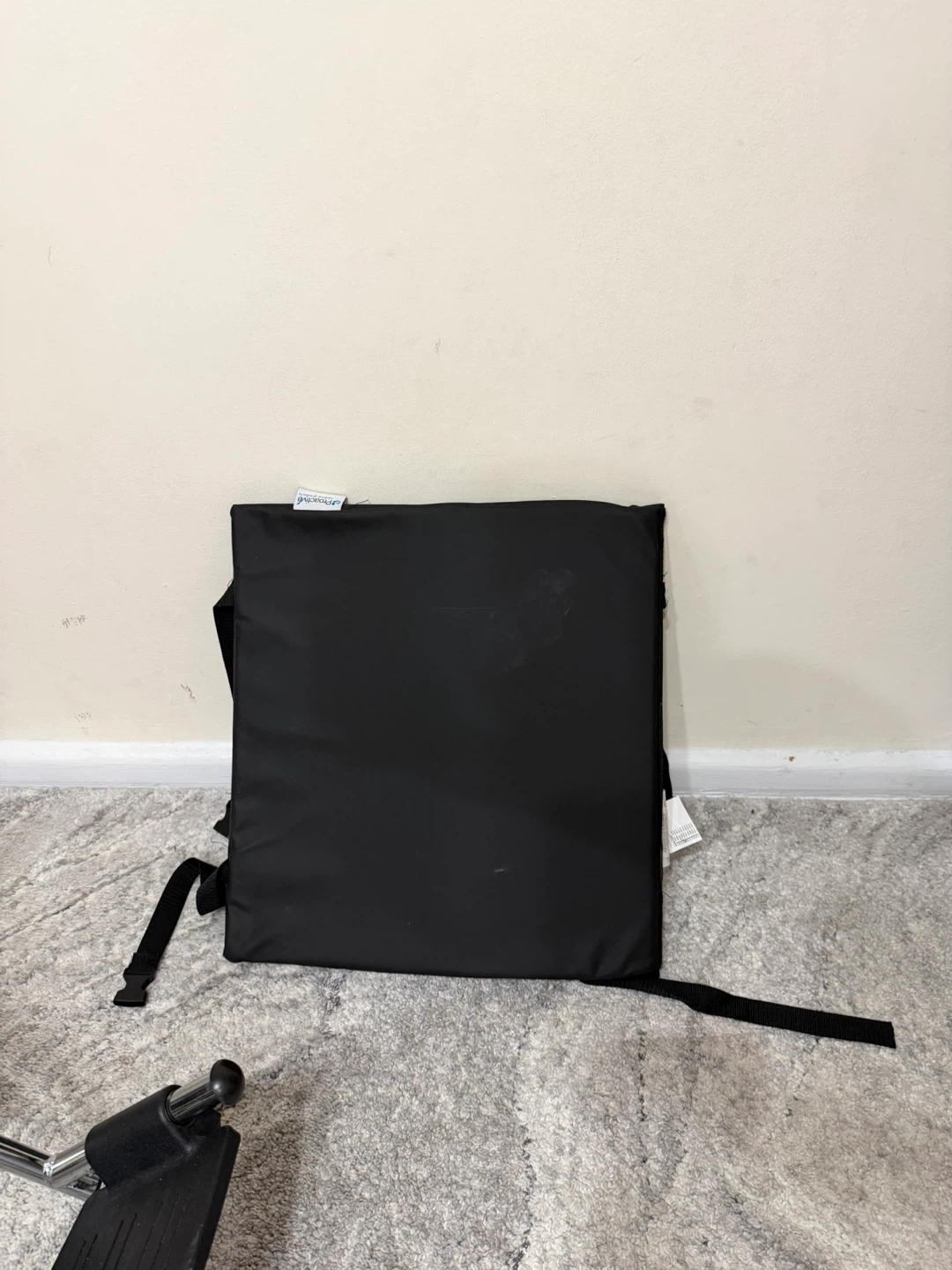 Gently Used Wheelchair - photo 3