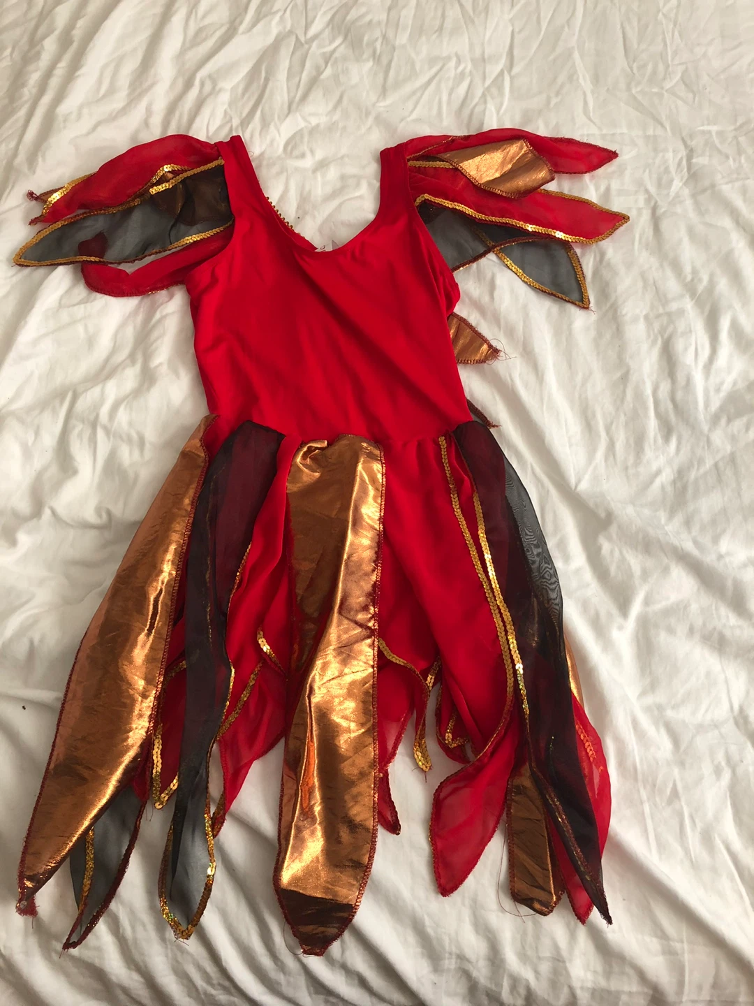 Red and Gold Costume - photo 2