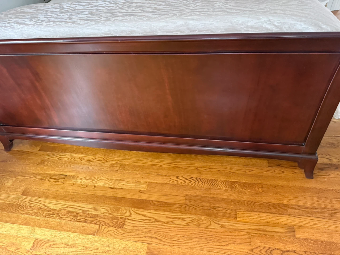 Ralph Lauren Tufted Leather Headboard Sleigh Bed Frame - photo 4