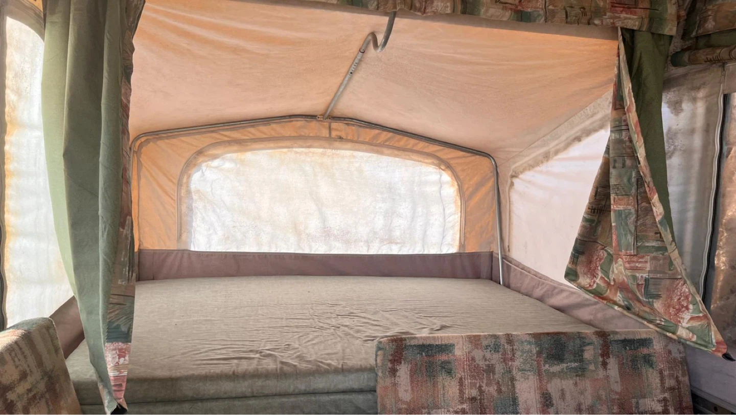 Jayco Eagle Pop-Up Camper $1500 firm - photo 5