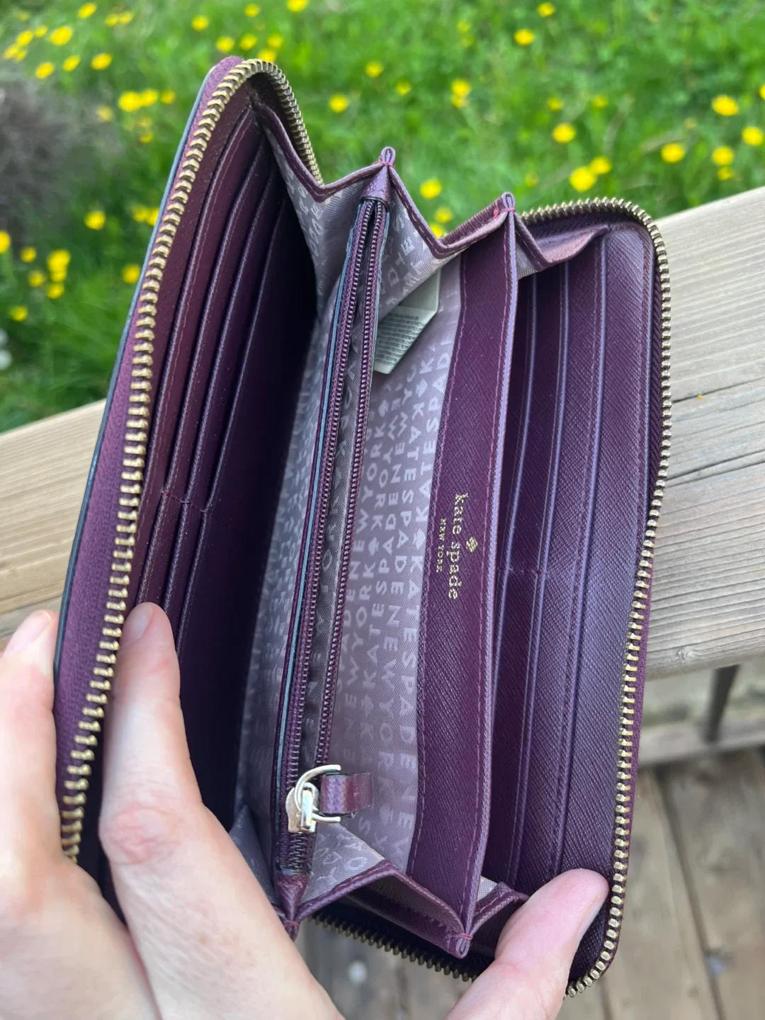 Like new Kate Spade Wallet - Deep Burgundy - photo 4