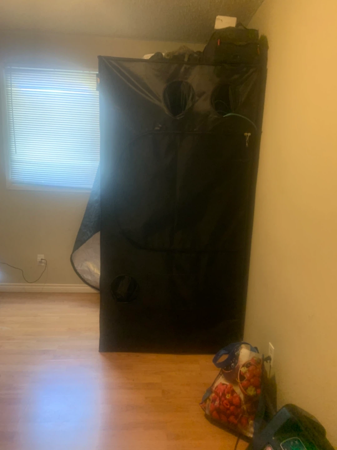 Grow Tent with Fan - photo 2