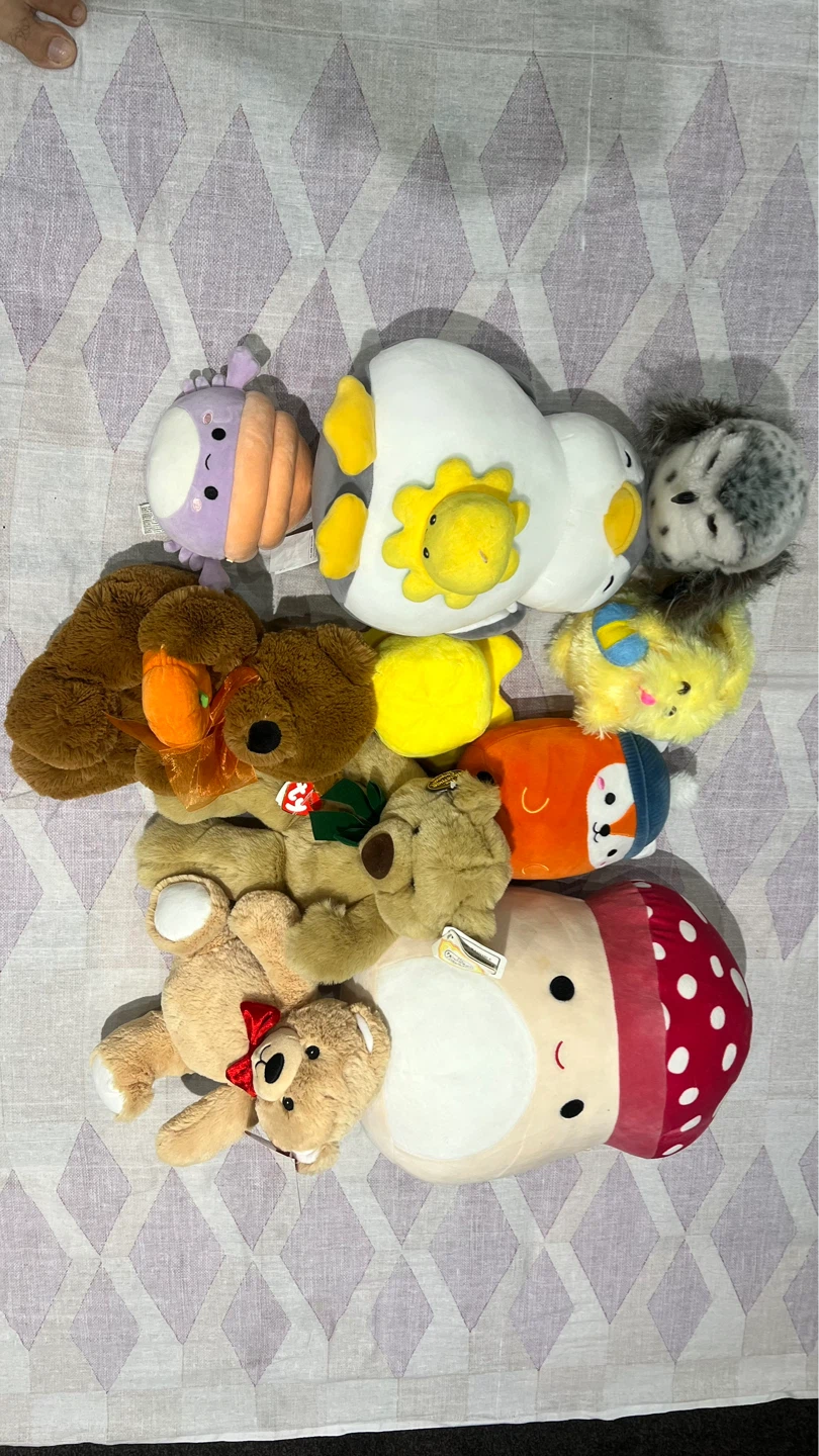 Collection of Plush Toys - photo 2
