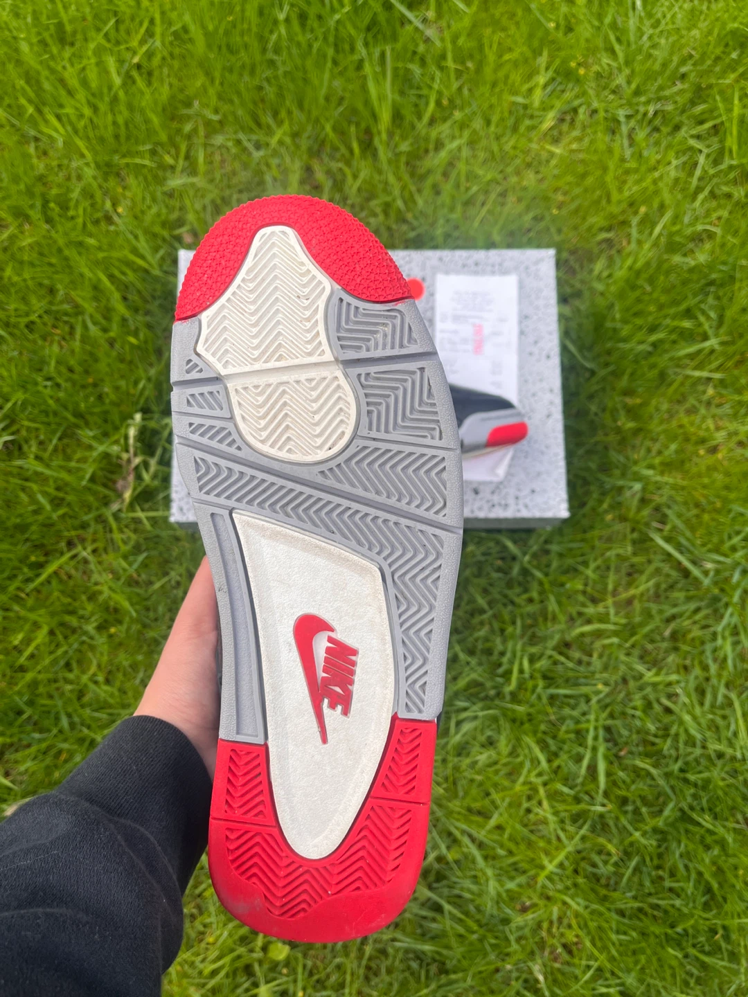 Jordan 4 bred reimagined - photo 3
